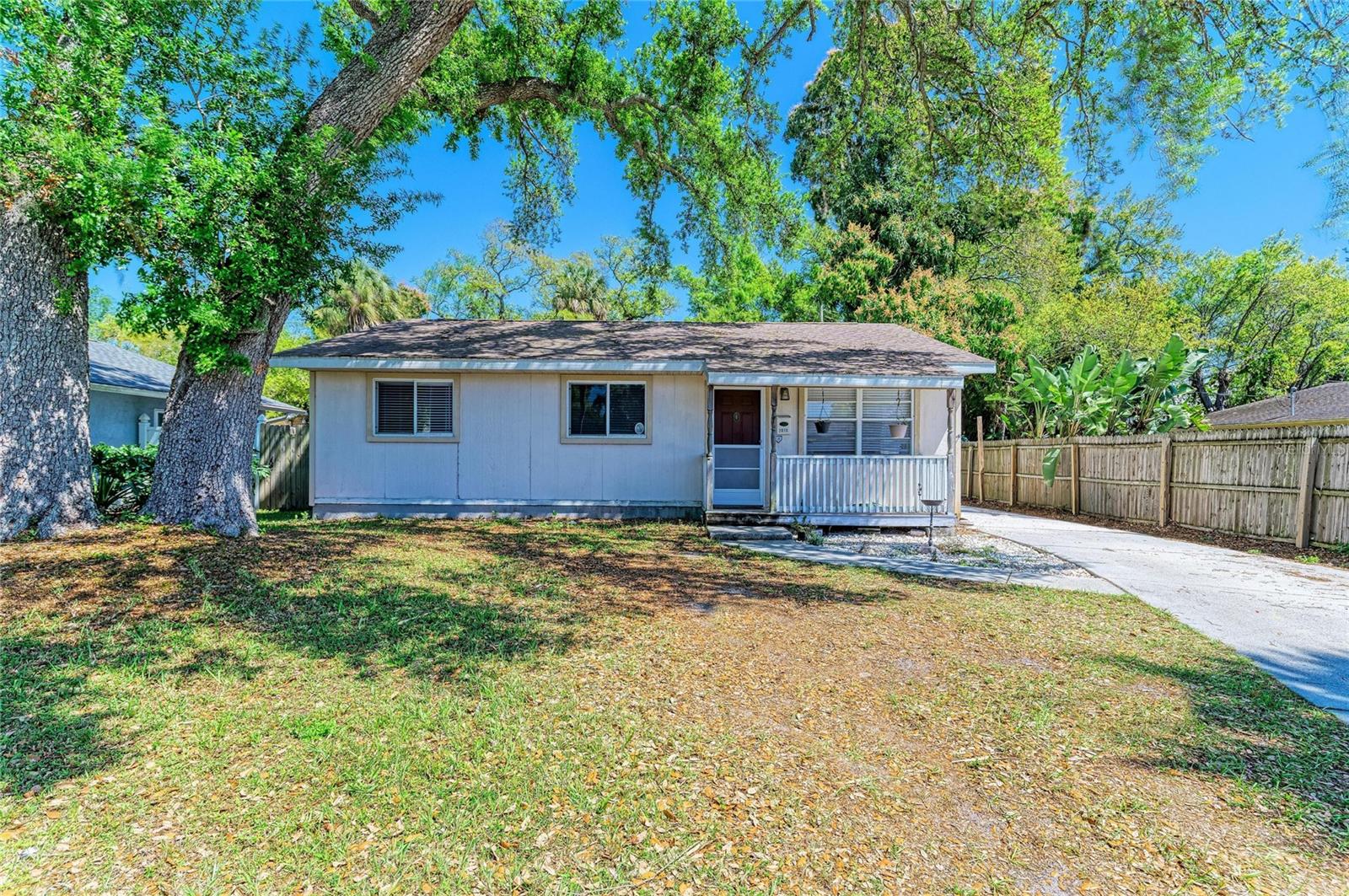 2015 22nd St W, Bradenton, FL 34205