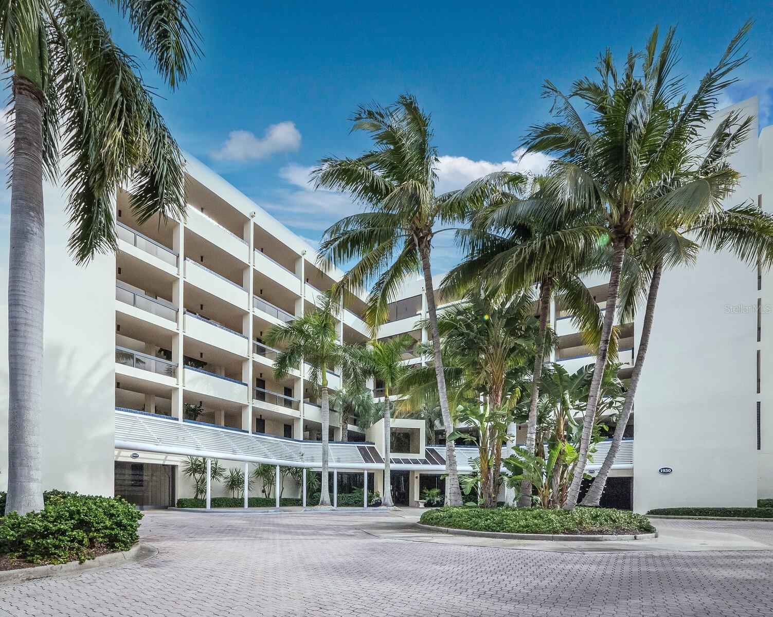 1930 Harbourside Dr #145, Longboat Key, FL 34228