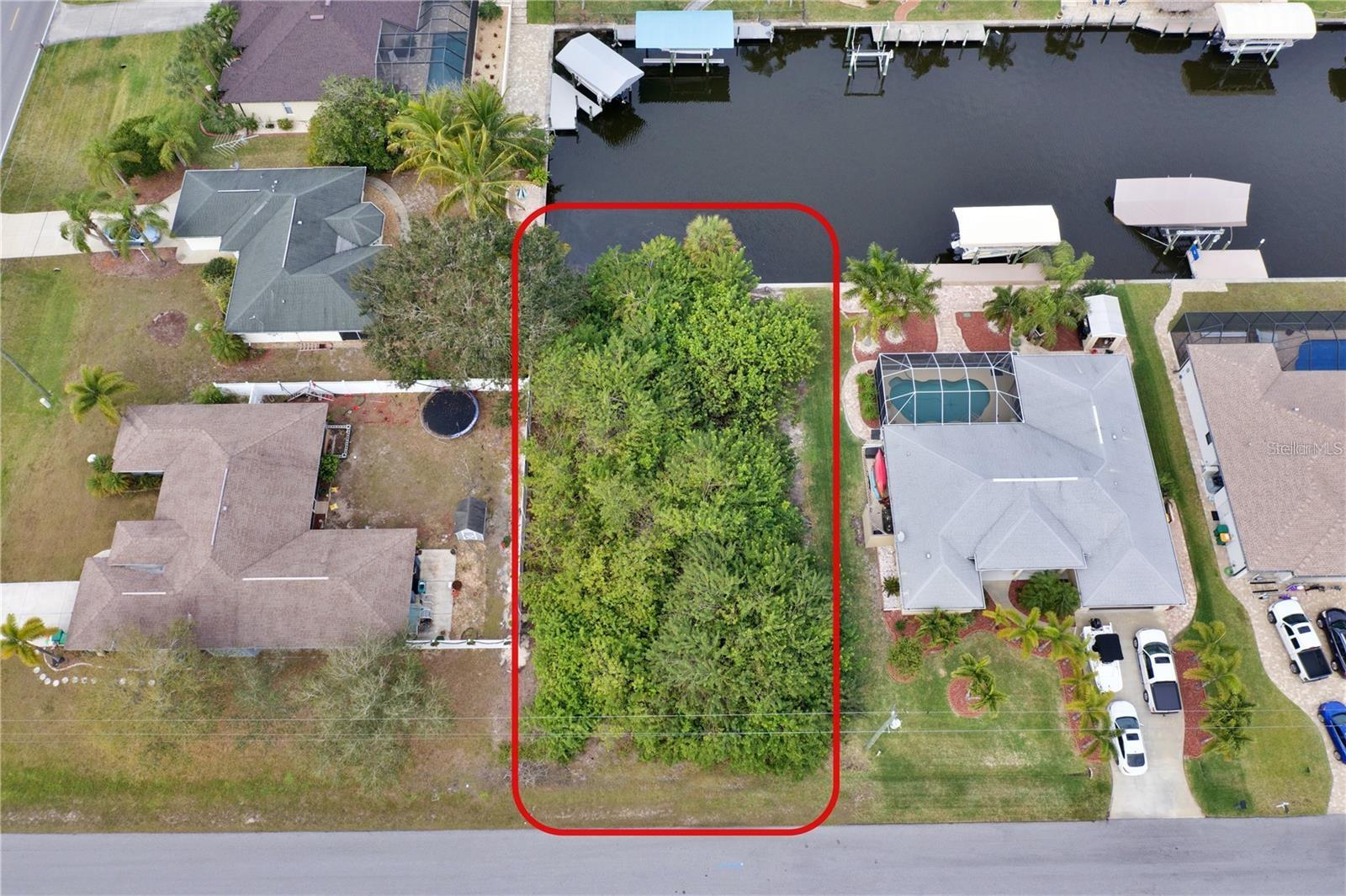 9180 Spring Cir, Port Charlotte, FL 33981