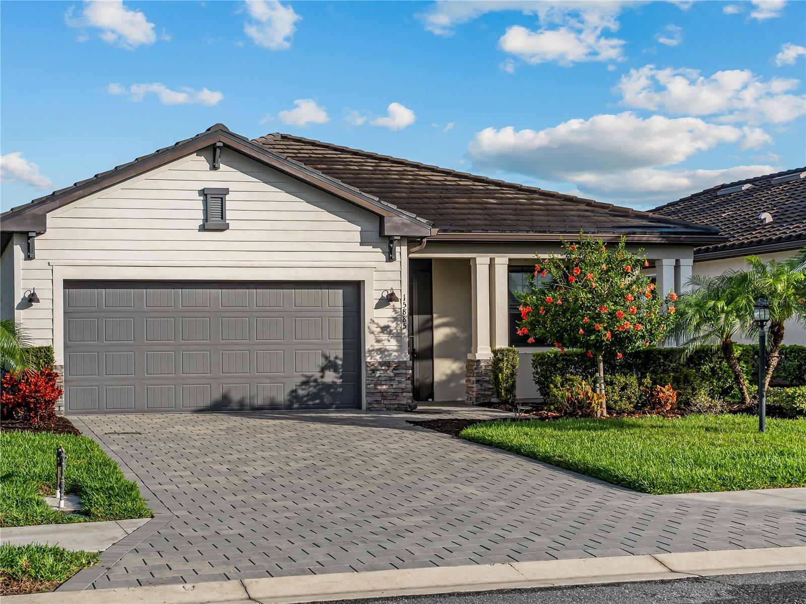 15885 Islandwalk Ave, Bradenton, FL 34211