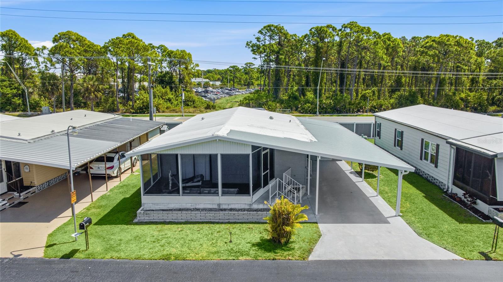 234 Palm Air Dr, Osprey, FL 34229