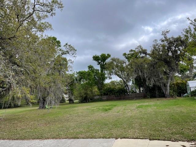 830 Taaga Pl, Sarasota, FL 34232