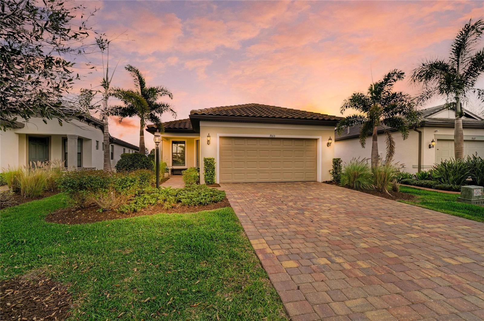 7013 Hanover Ct, Lakewood Ranch, FL 34202