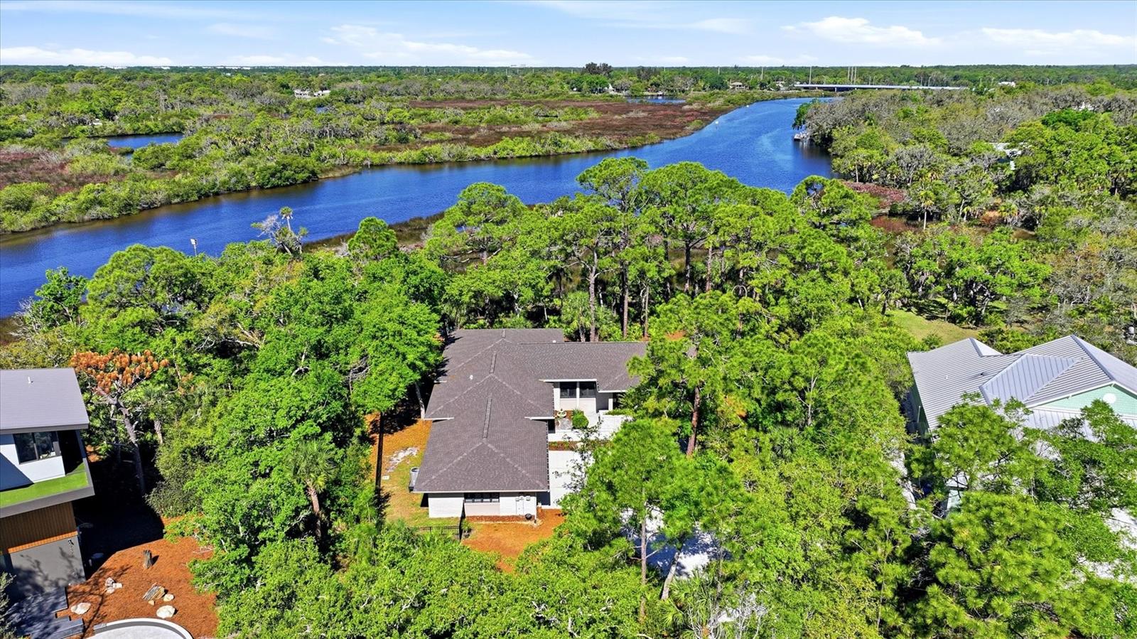 5935 River Forest Cir, Bradenton, FL 34203