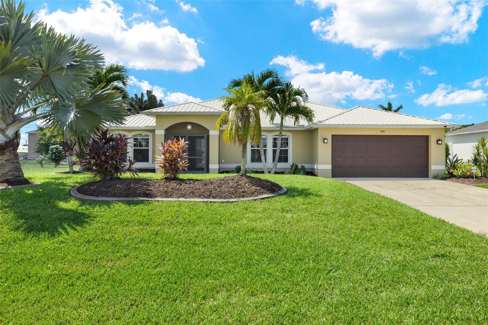 516 Sw 27th St, Cape Coral, FL 33914
