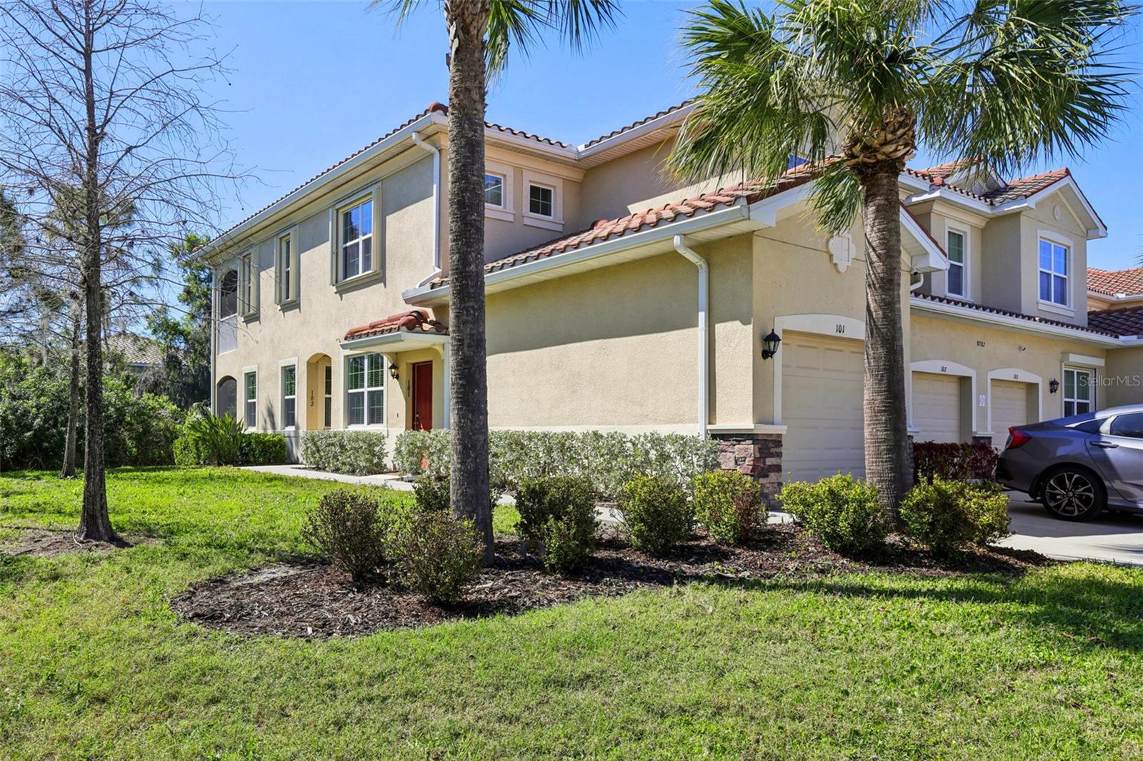8382 Enclave Way #102, Sarasota, FL 34243