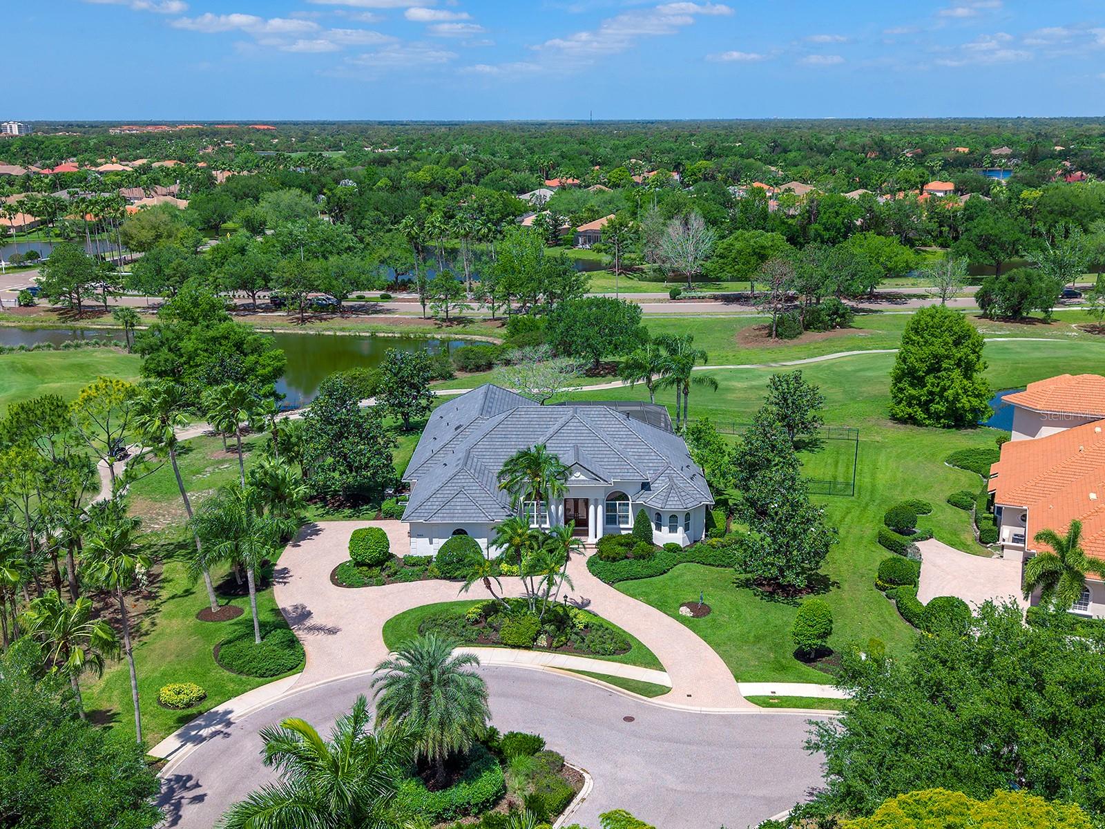 7003 Portmarnock Pl, Lakewood Ranch, FL 34202