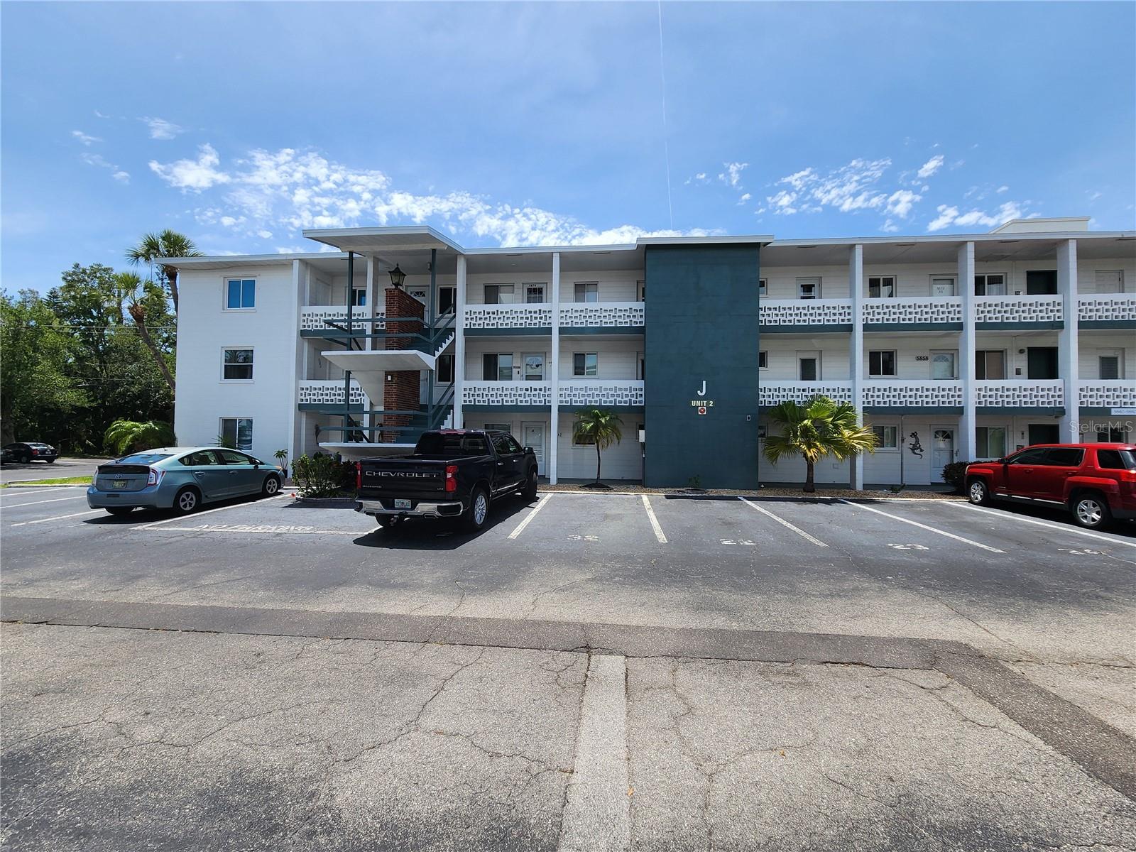 5842 Welcome Rd #J2, Bradenton, FL 34207