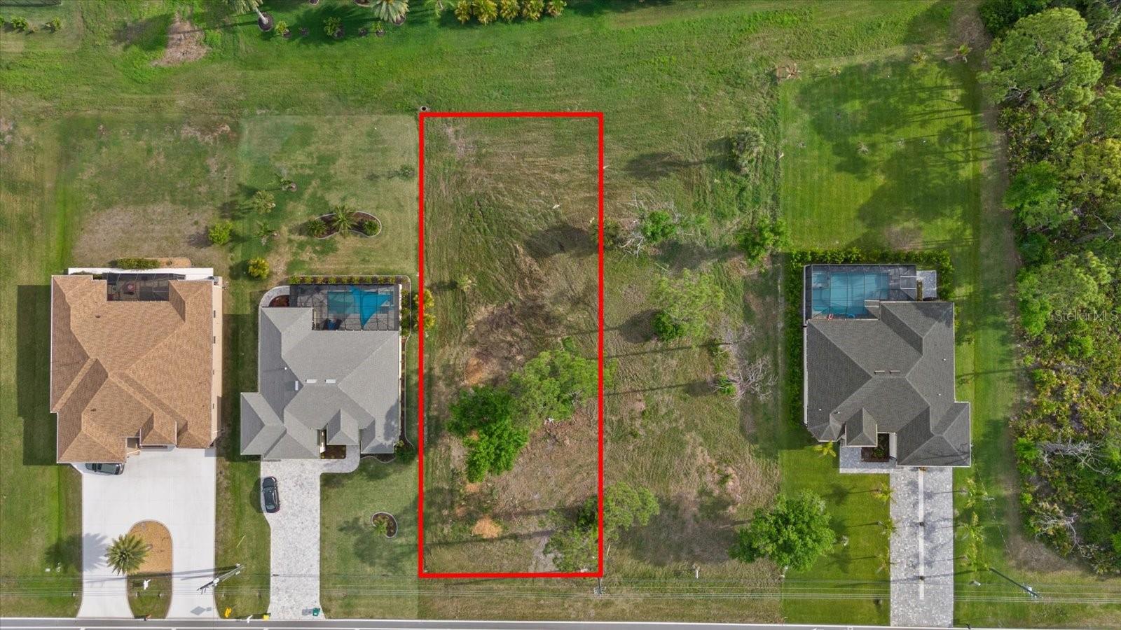 170 Rotonda Blvd E, Rotonda West, FL 33947