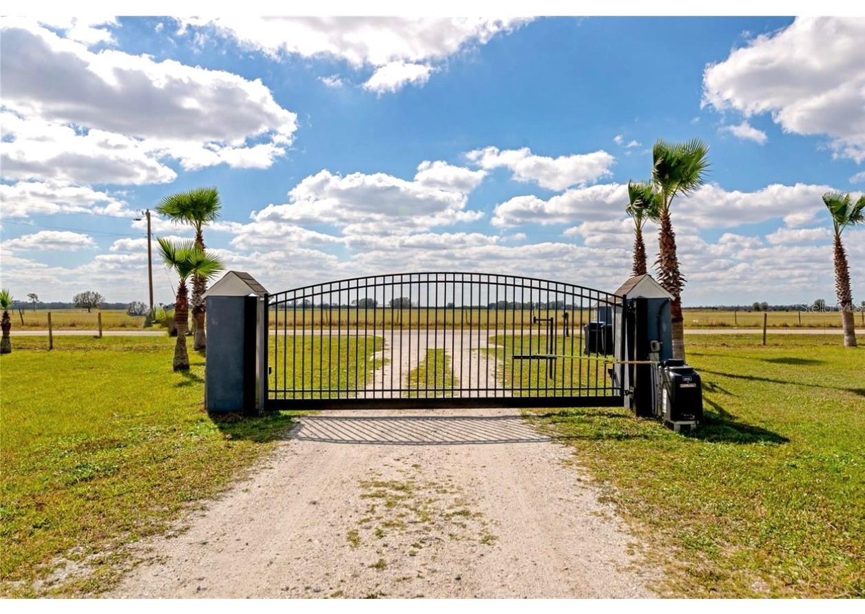 35495 Singletary Rd, Myakka City, FL 34251