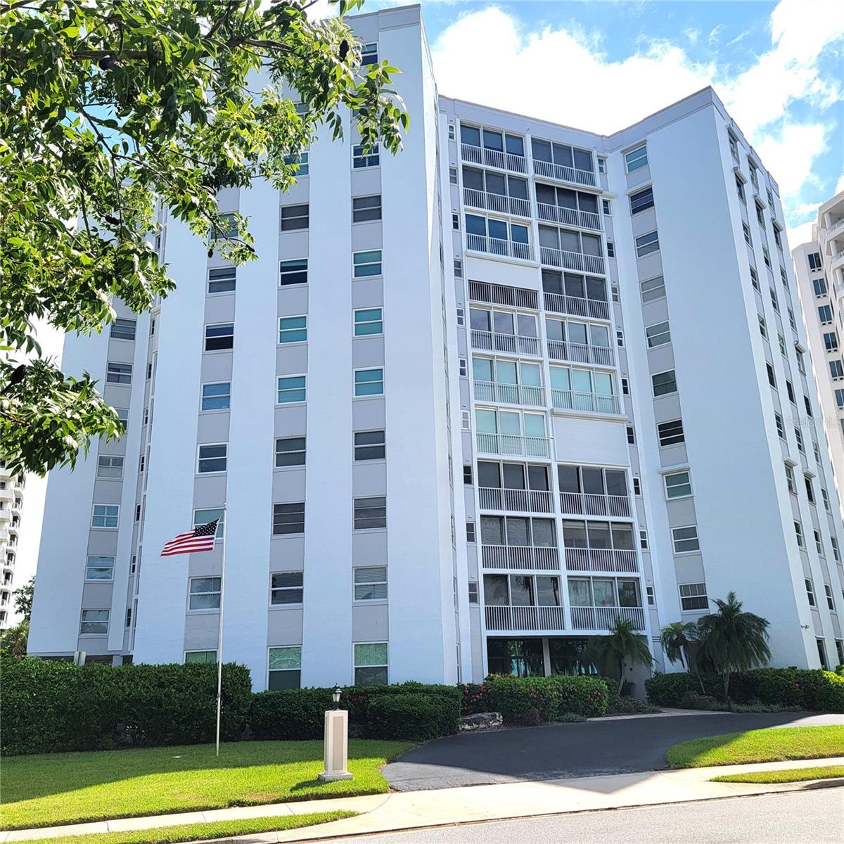 435 S Gulfstream Ave #605, Sarasota, FL 34236
