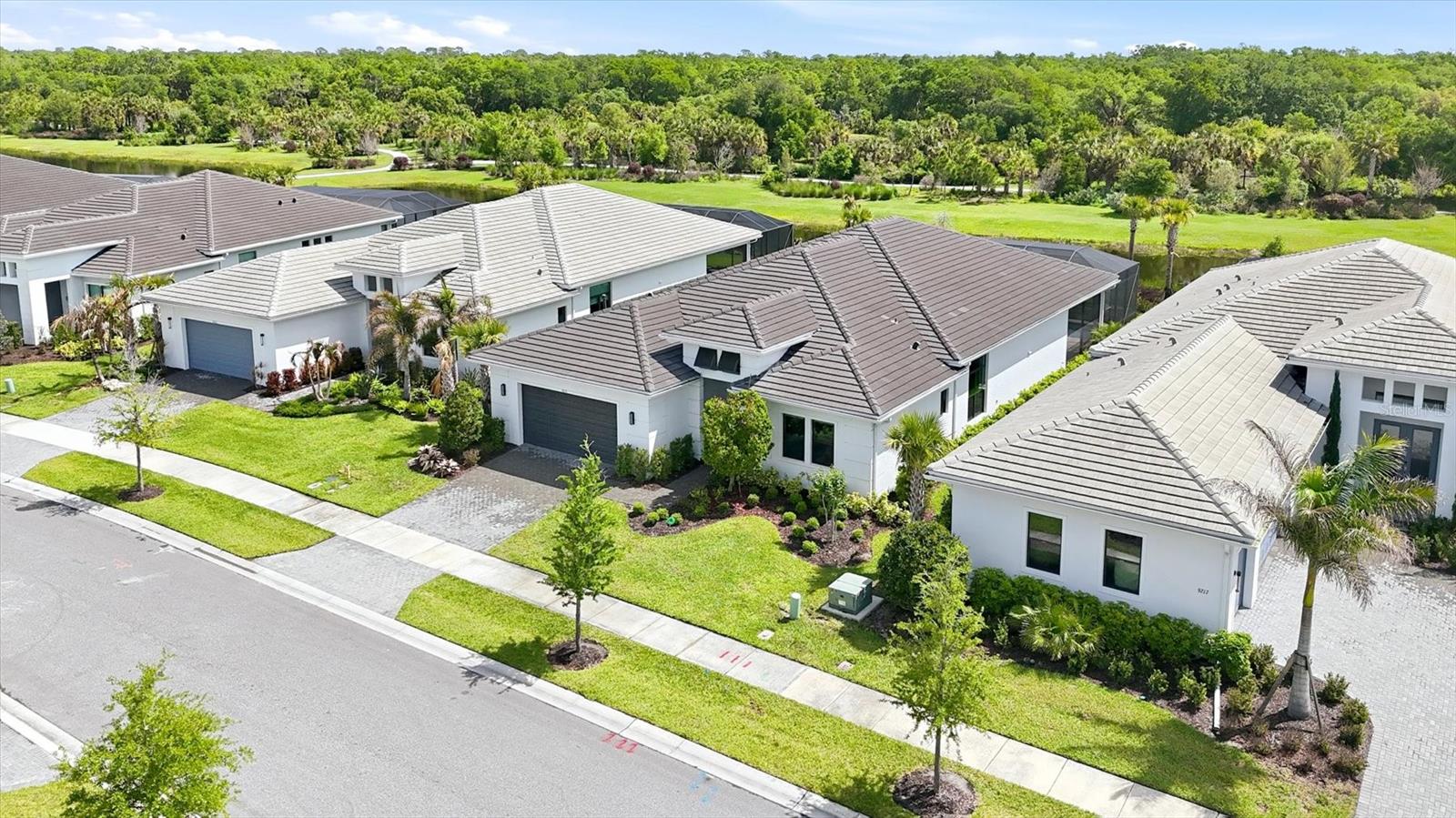9221 Bernini Pl, Sarasota, FL 34240