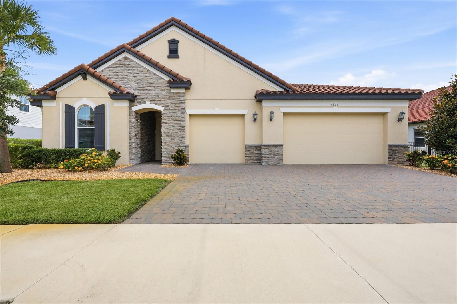 7228 Great Egret Blvd, Sarasota, FL 34241