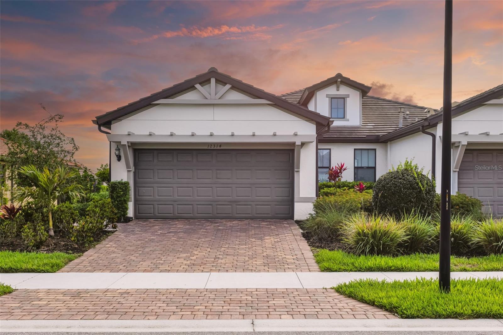 12314 Myrtle Bay Ct, Sarasota, FL 34238