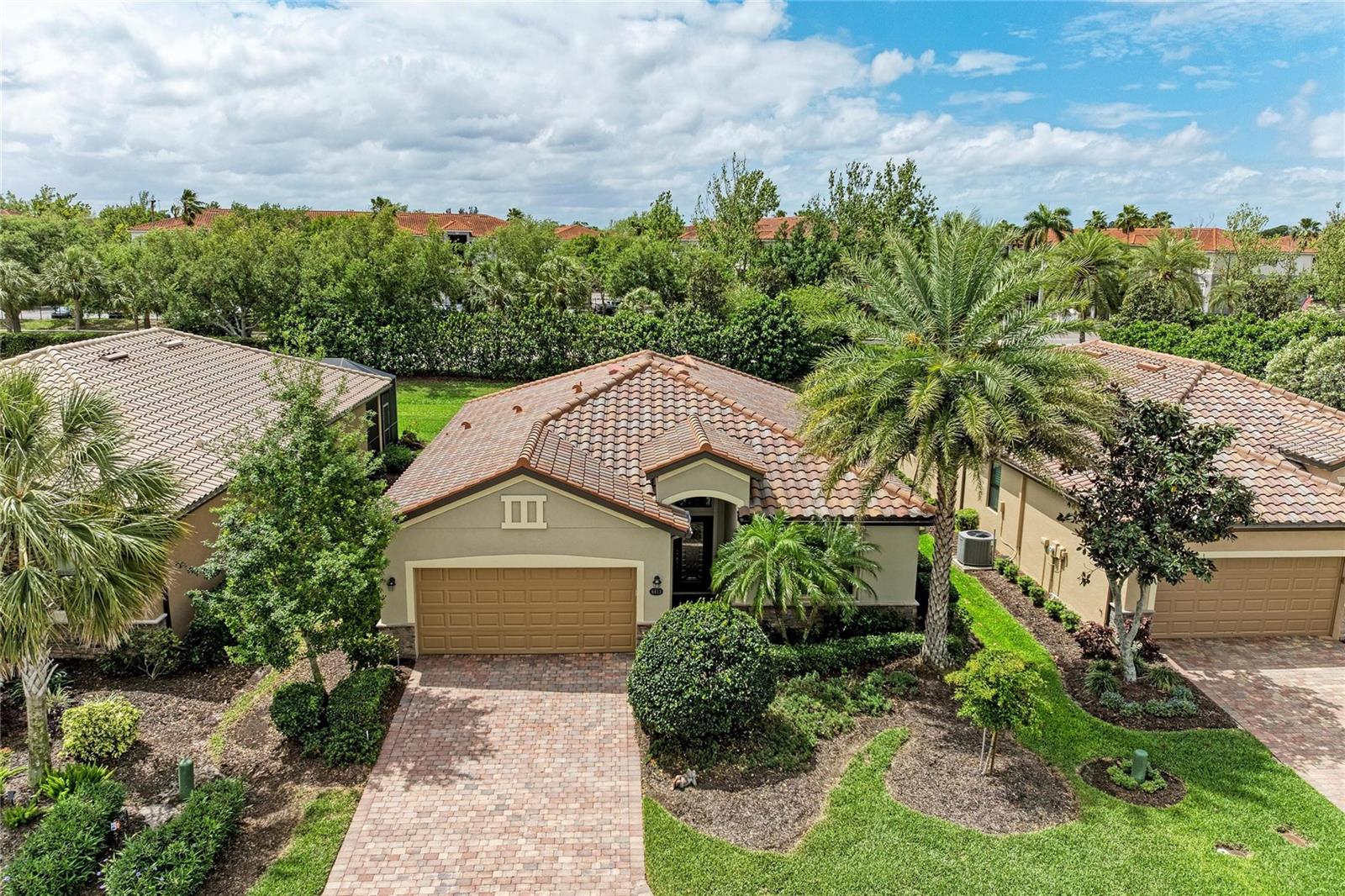 6810 Willowshire Way, Bradenton, FL 34212