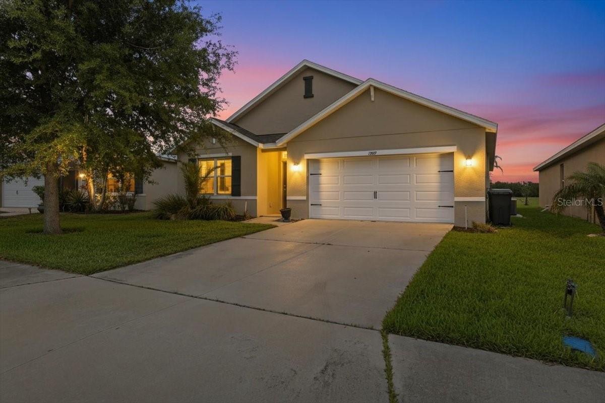 15769 High Bell Pl, Bradenton, FL 34212