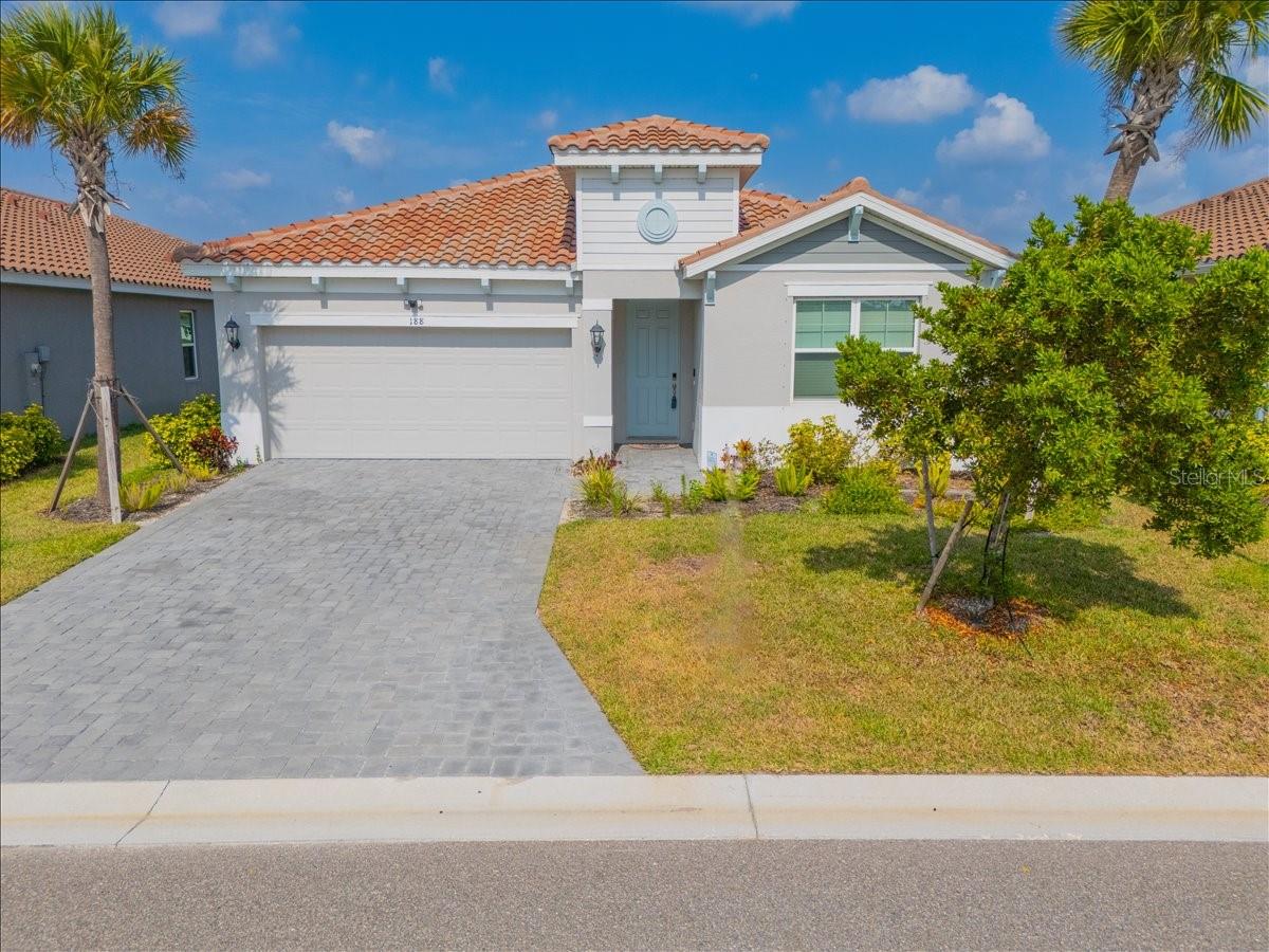 188 Daylily Blvd, Nokomis, FL 34275