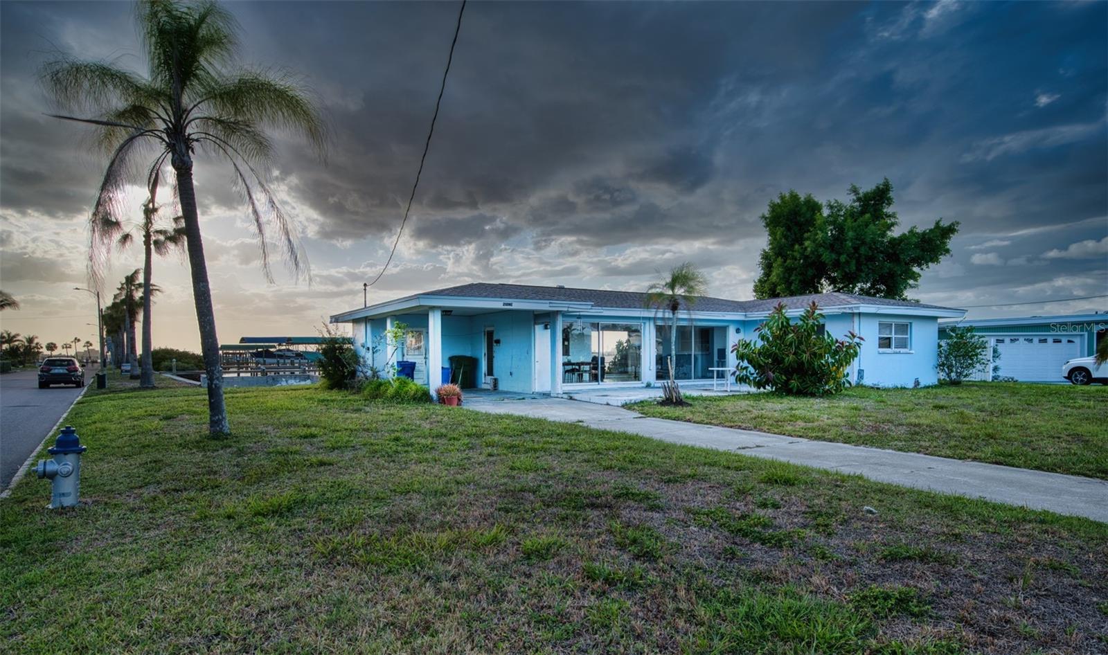 210 21st St Ne, Bradenton, FL 34208