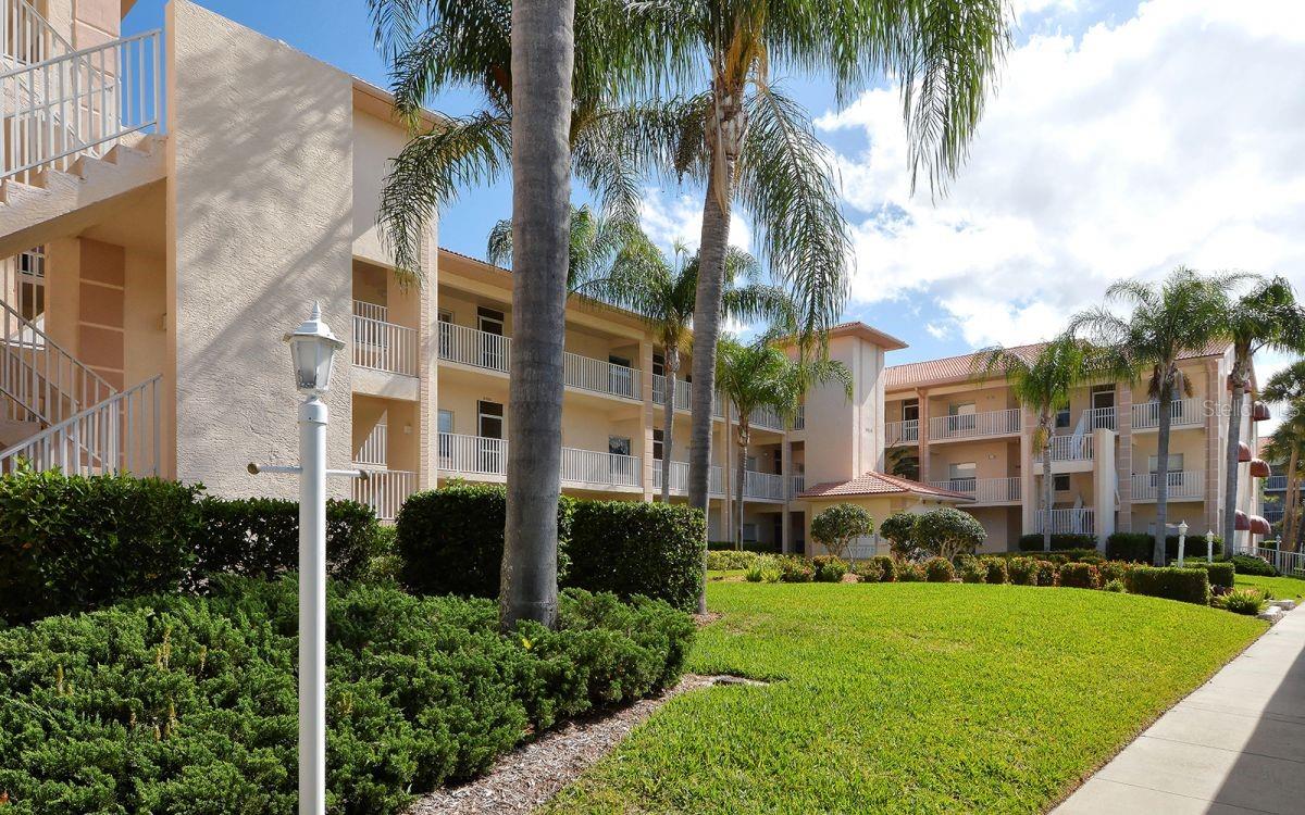 9630 Club South Cir #6202, Sarasota, FL 34238