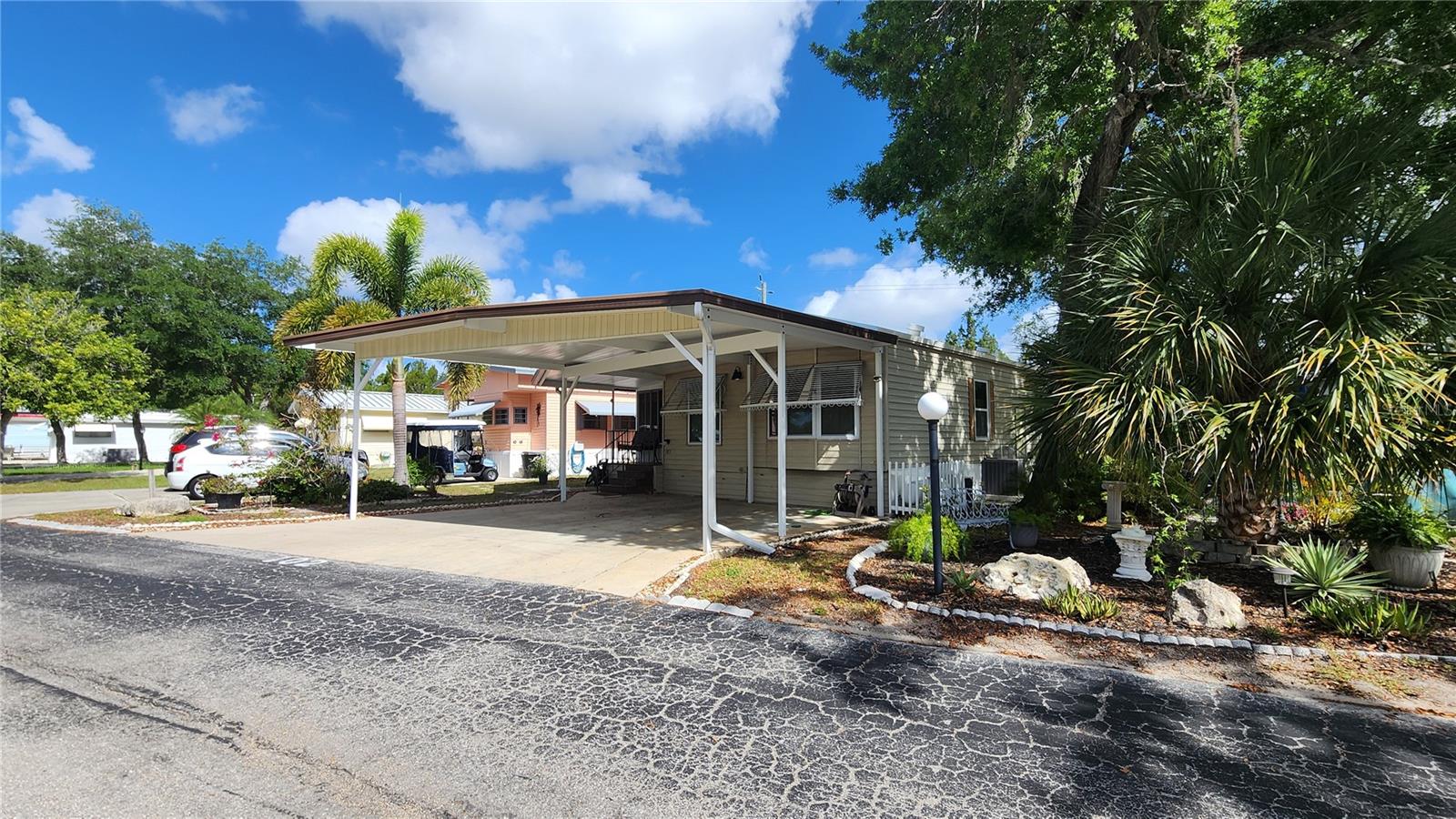 3300 26th Ave E #102, Bradenton, FL 34208