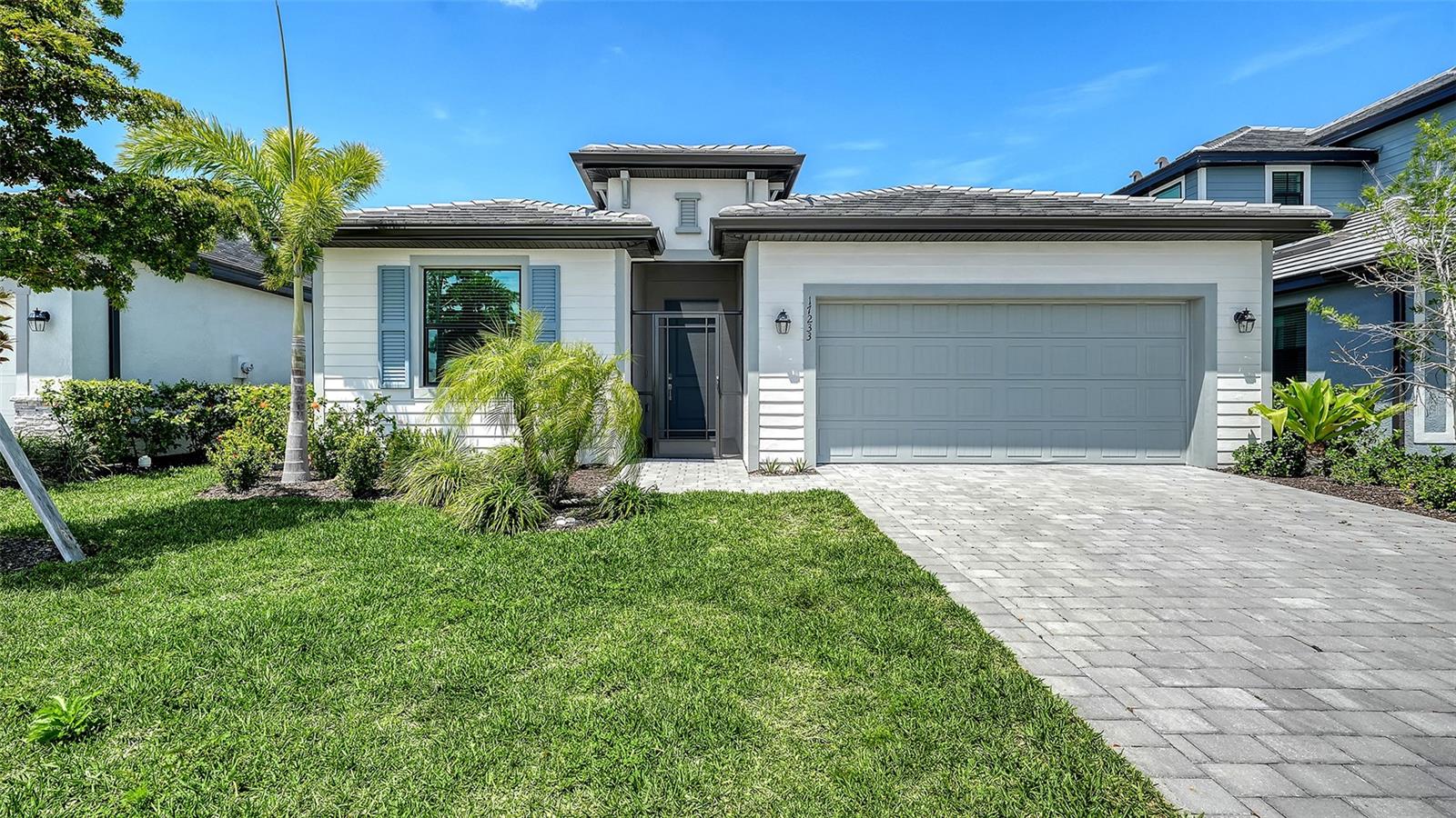 17233 Moonflower Dr, Venice, FL 34293