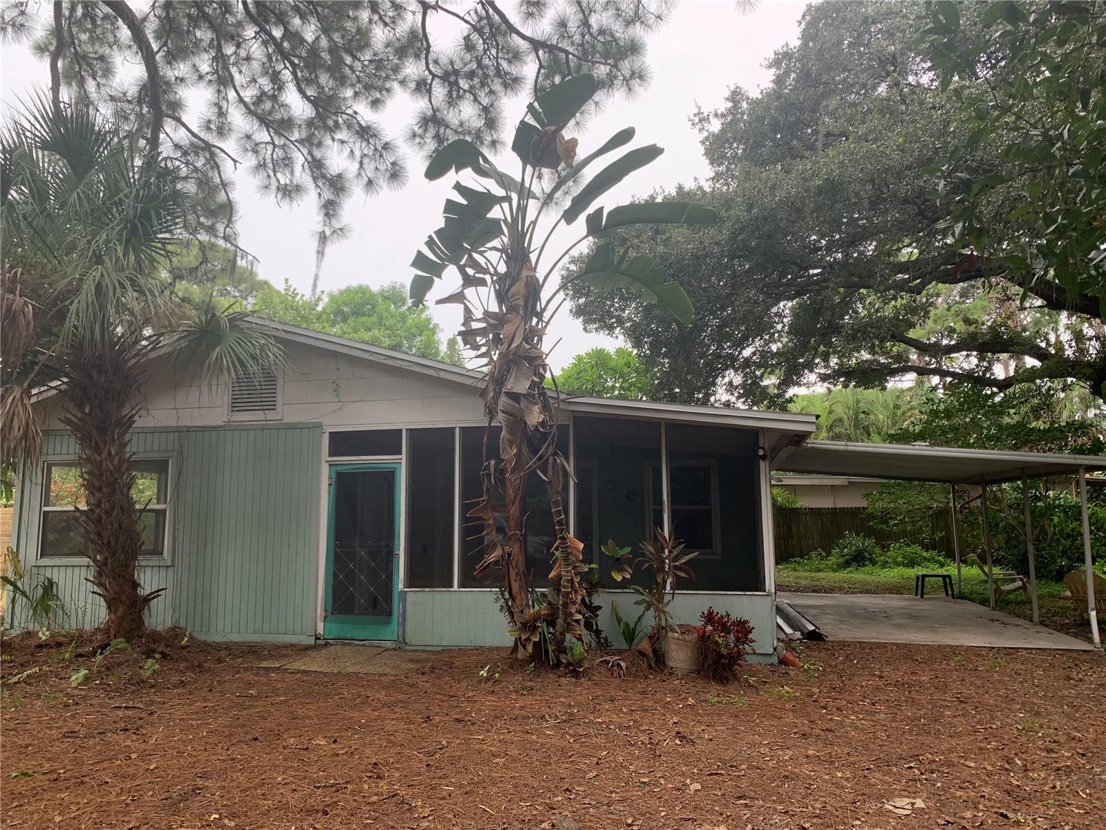 1063 40th St, Sarasota, FL 34234