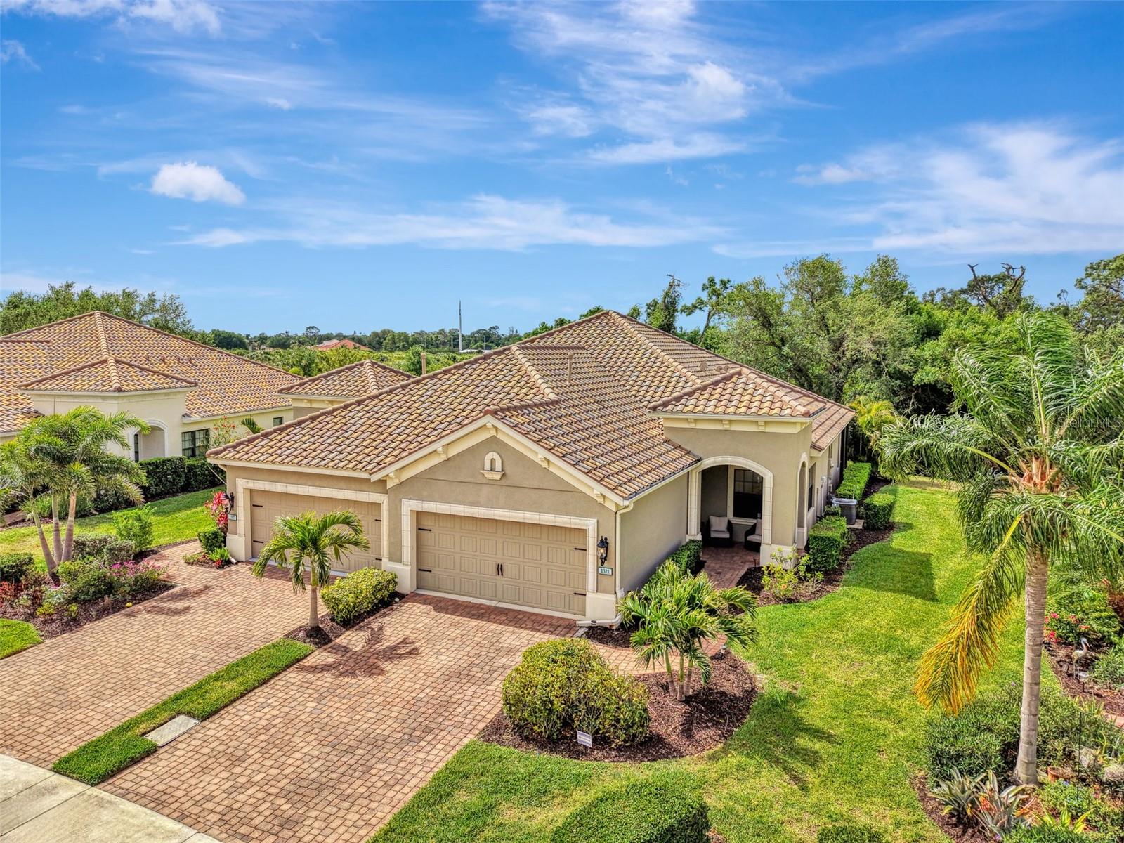 1321 Backspin Dr, Englewood, FL 34223