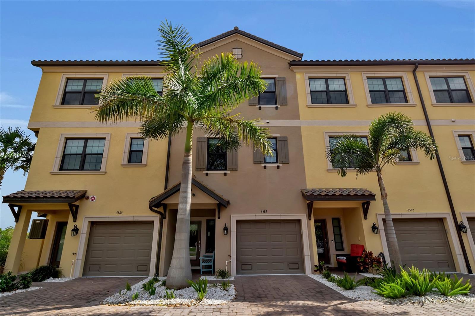 5589 Cannes Cir #4-102, Sarasota, FL 34231