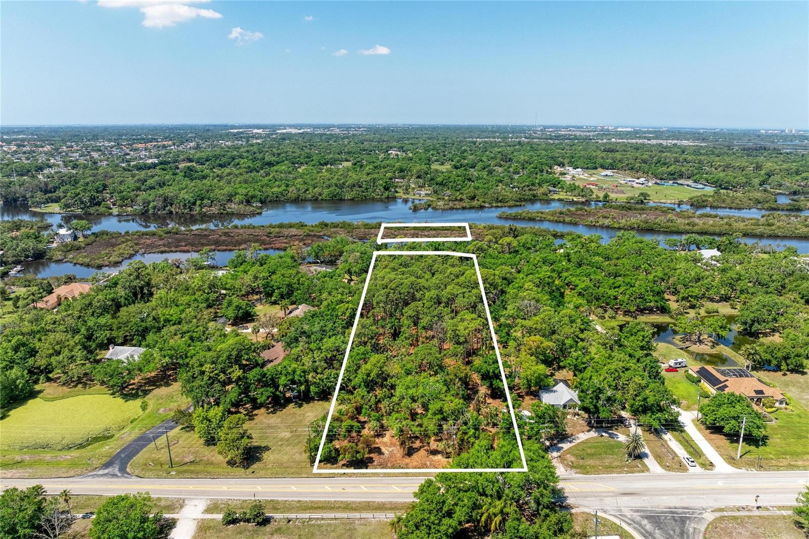 3612 57th St E, Bradenton, FL 34208