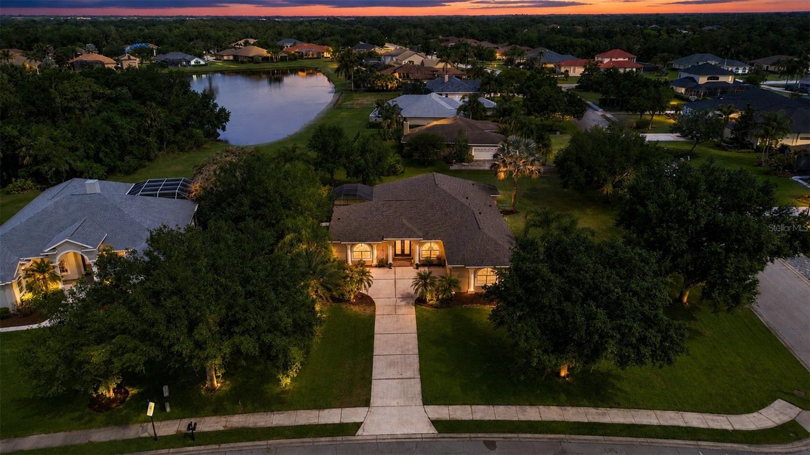 15458 Mulholland Rd, Parrish, FL 34219