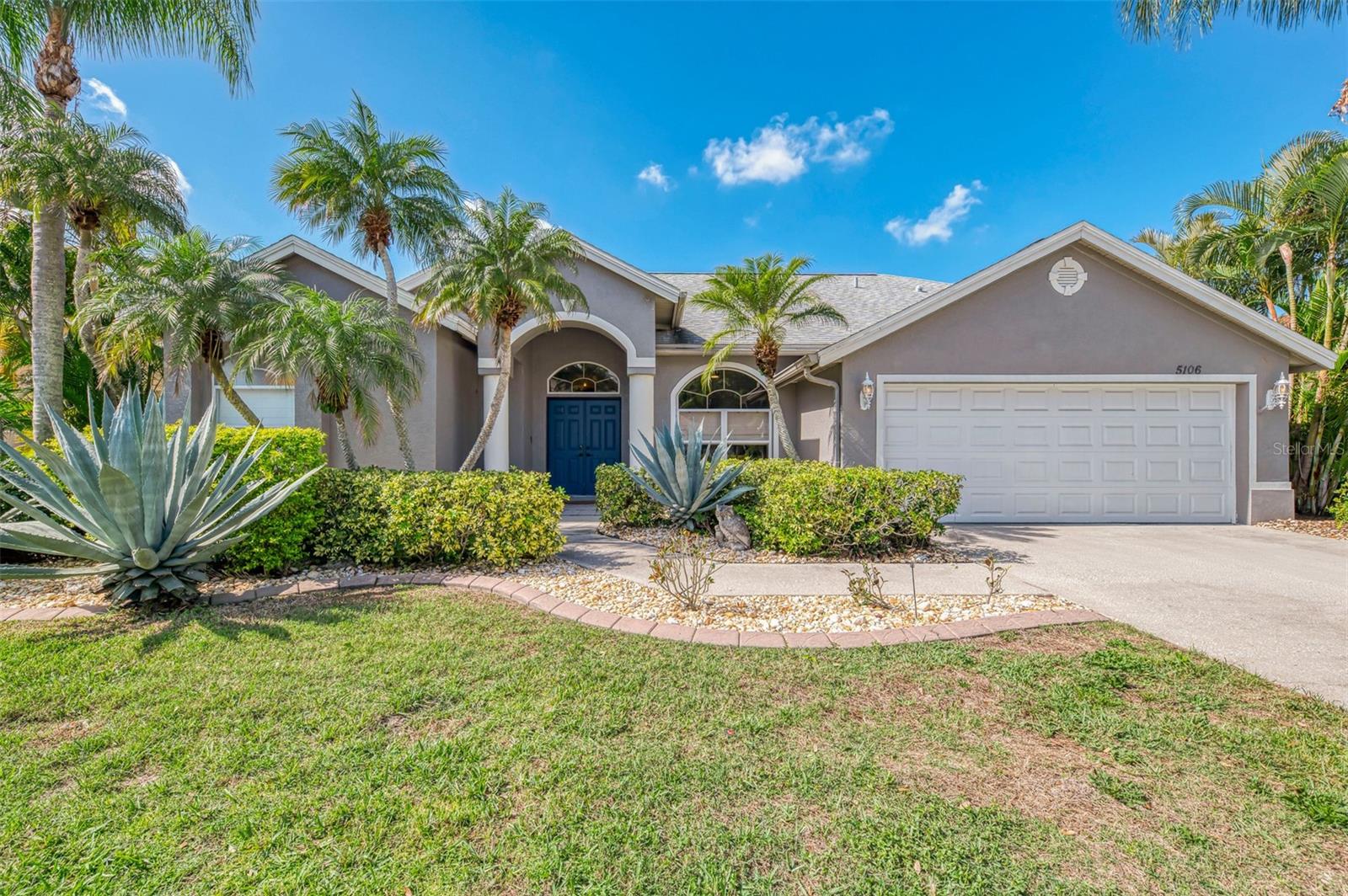 5106 76th St E, Bradenton, FL 34203