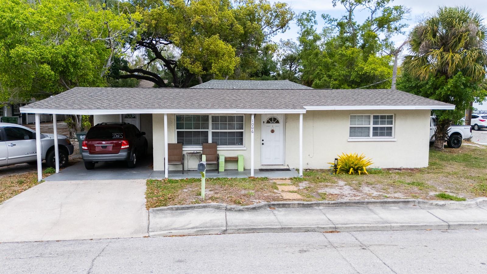 1006 12th Ave W, Bradenton, FL 34205