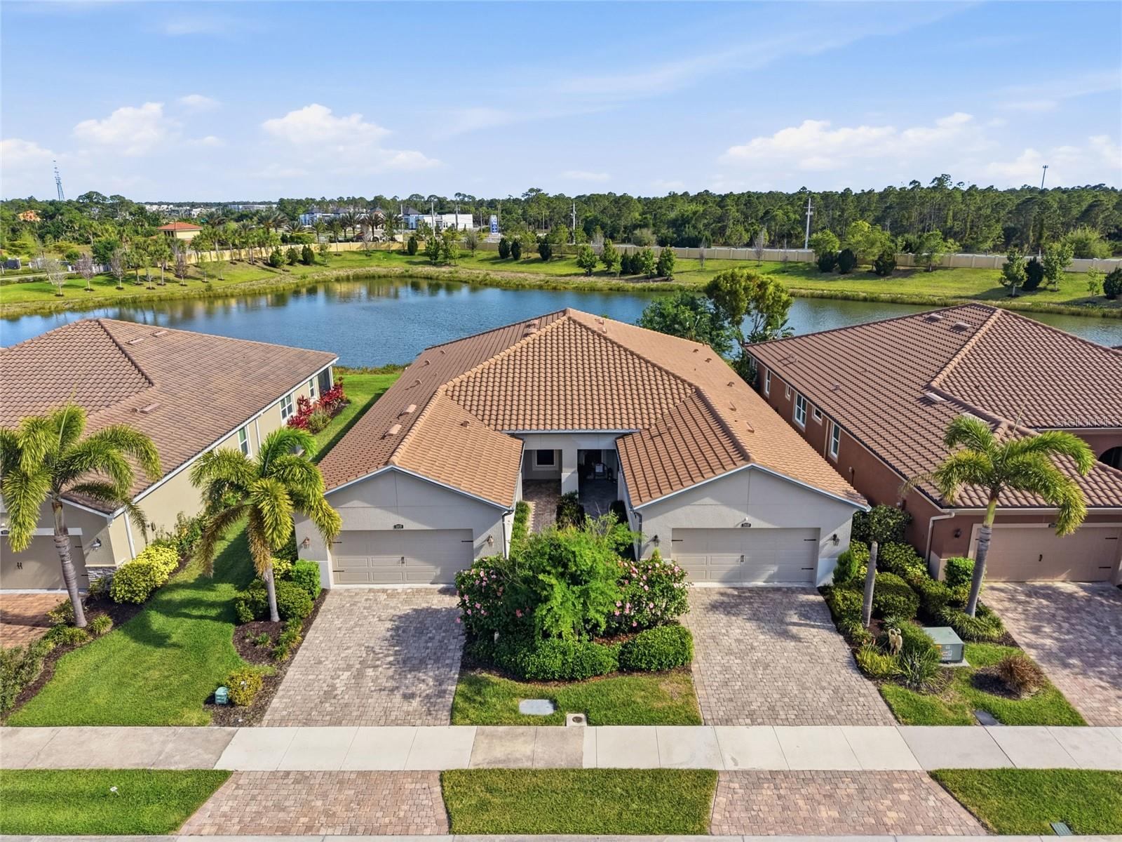 11929 Tapestry Ln, Venice, FL 34293