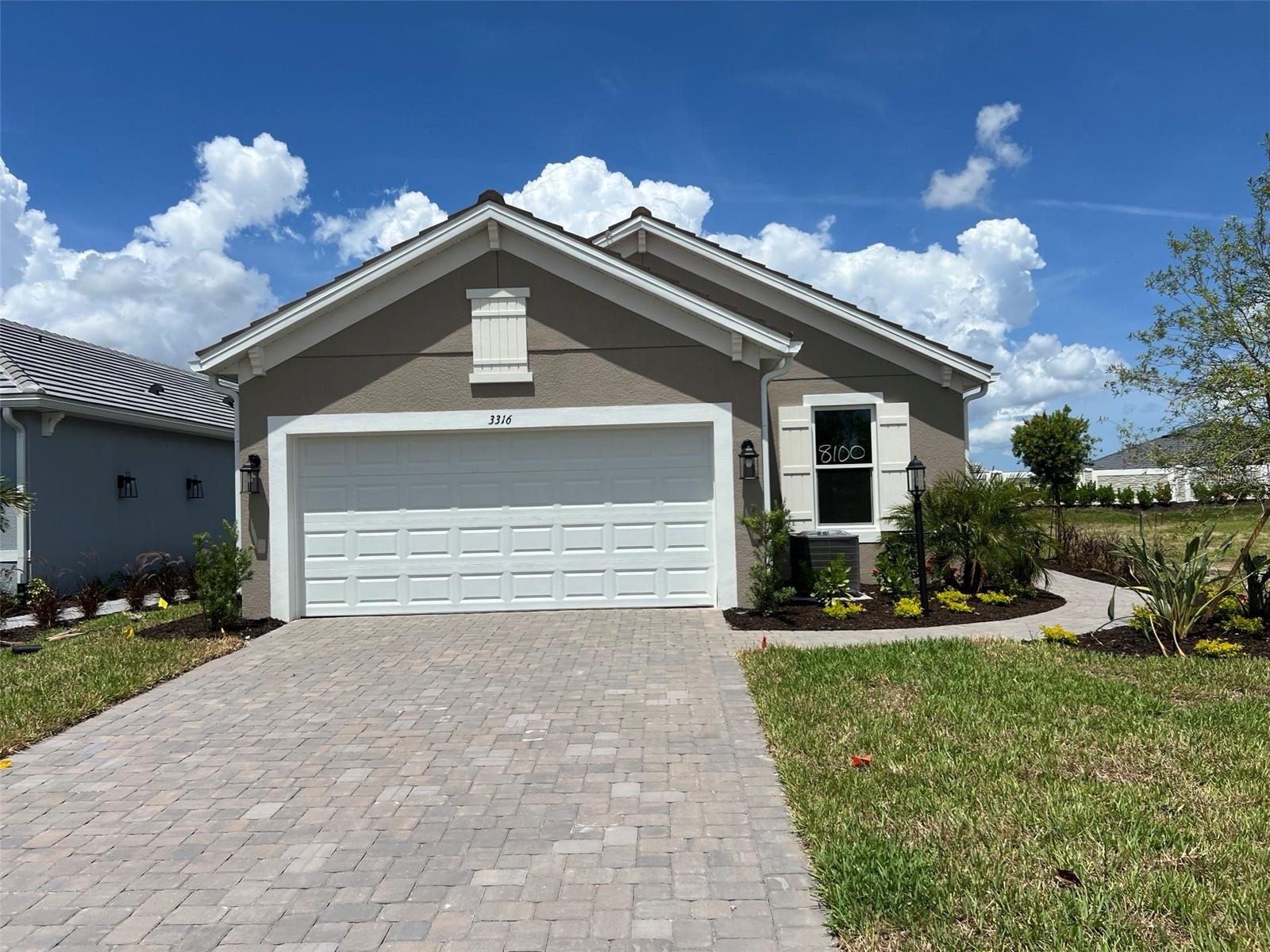3316 Porto Ln, Bradenton, FL 34211
