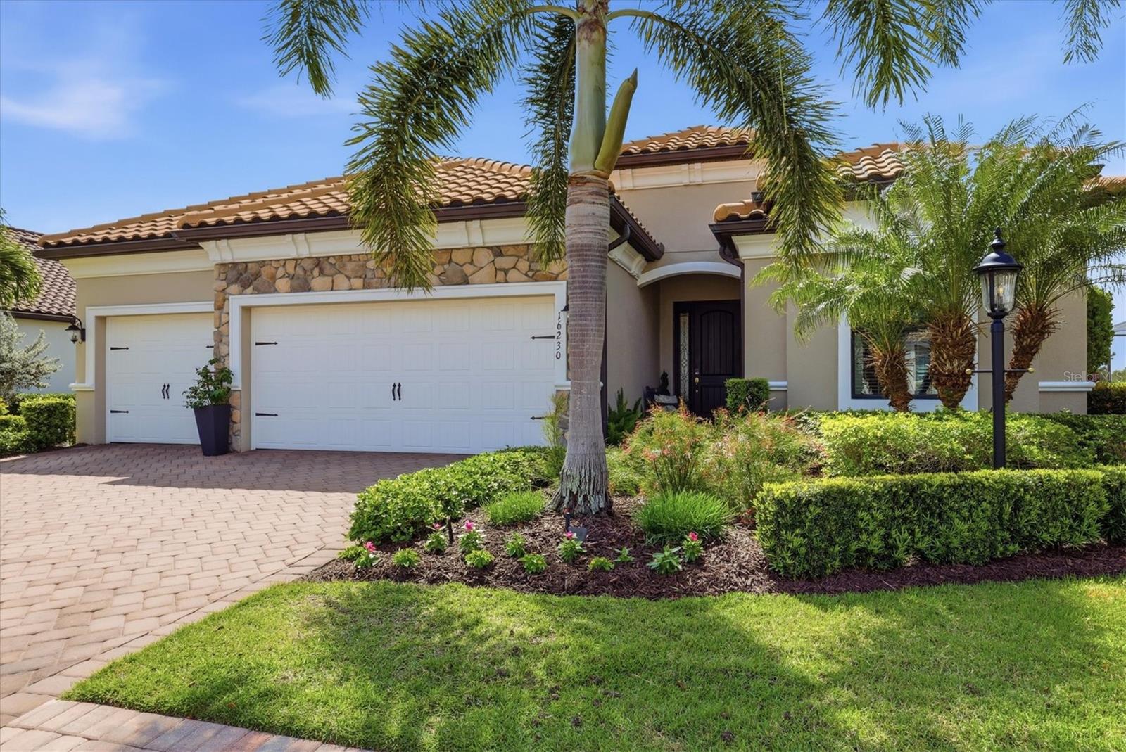 16230 Castle Park Ter, Lakewood Ranch, FL 34202