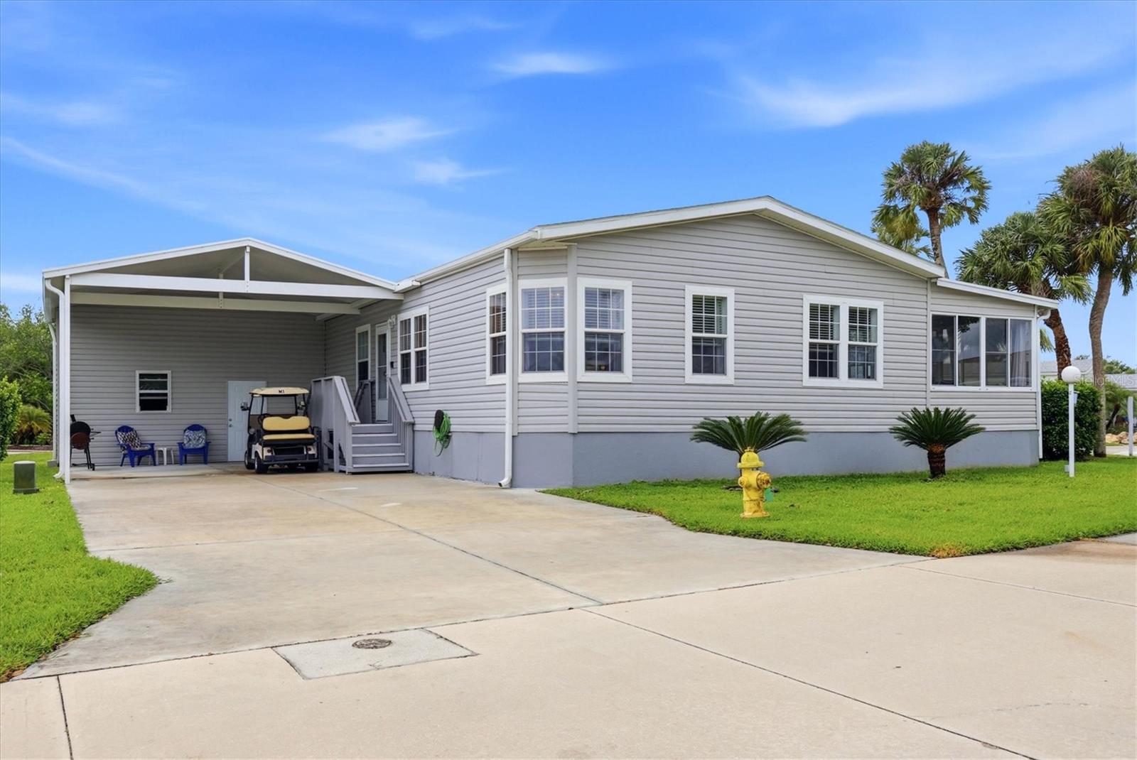 1 Meadow Cir, Ellenton, FL 34222