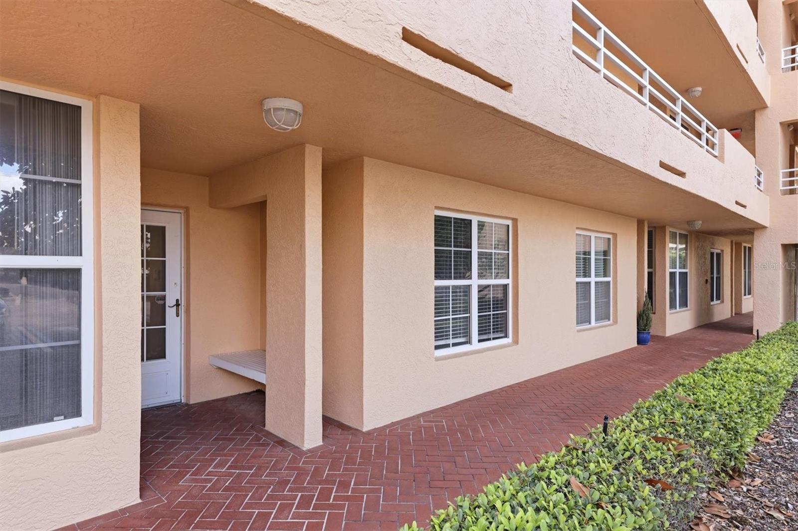 4530 Pinebrook Cir #108, Bradenton, FL 34209