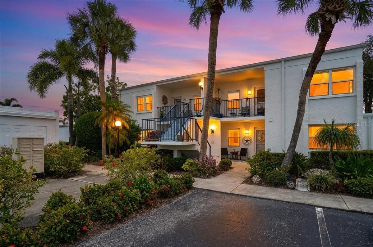 755 Village Cir #203, Venice, FL 34292