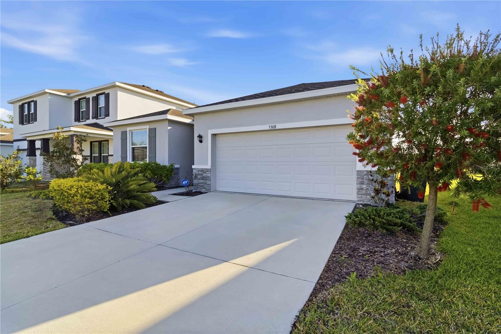 5308 Granite Dust Pl, Palmetto, FL 34221