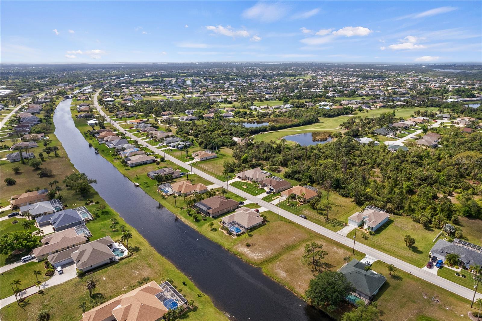 805 Rotonda Cir, Rotonda West, FL 33947