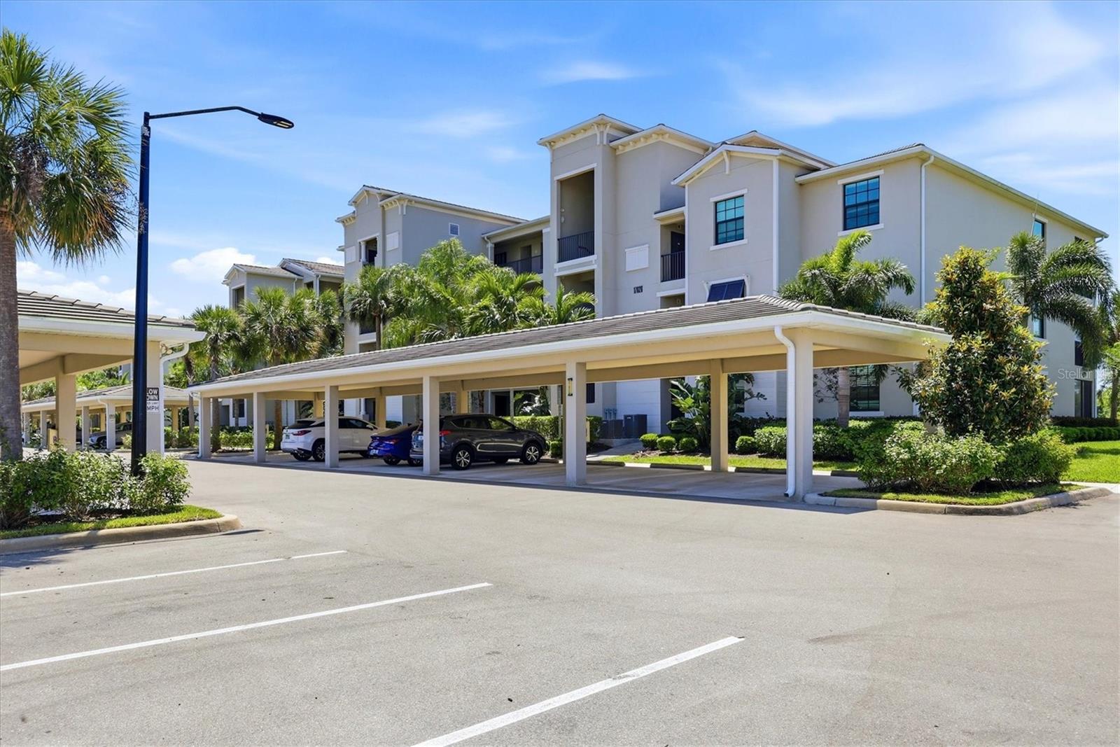 17626 Gawthrop Dr #208, Bradenton, FL 34211