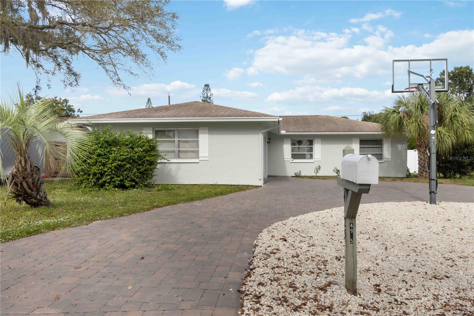 4925 Silk Oak Dr, Sarasota, FL 34232