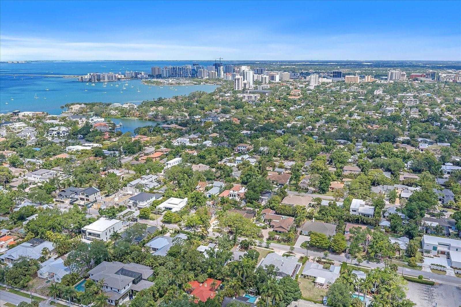 1702 Waldemere St, Sarasota, FL 34239