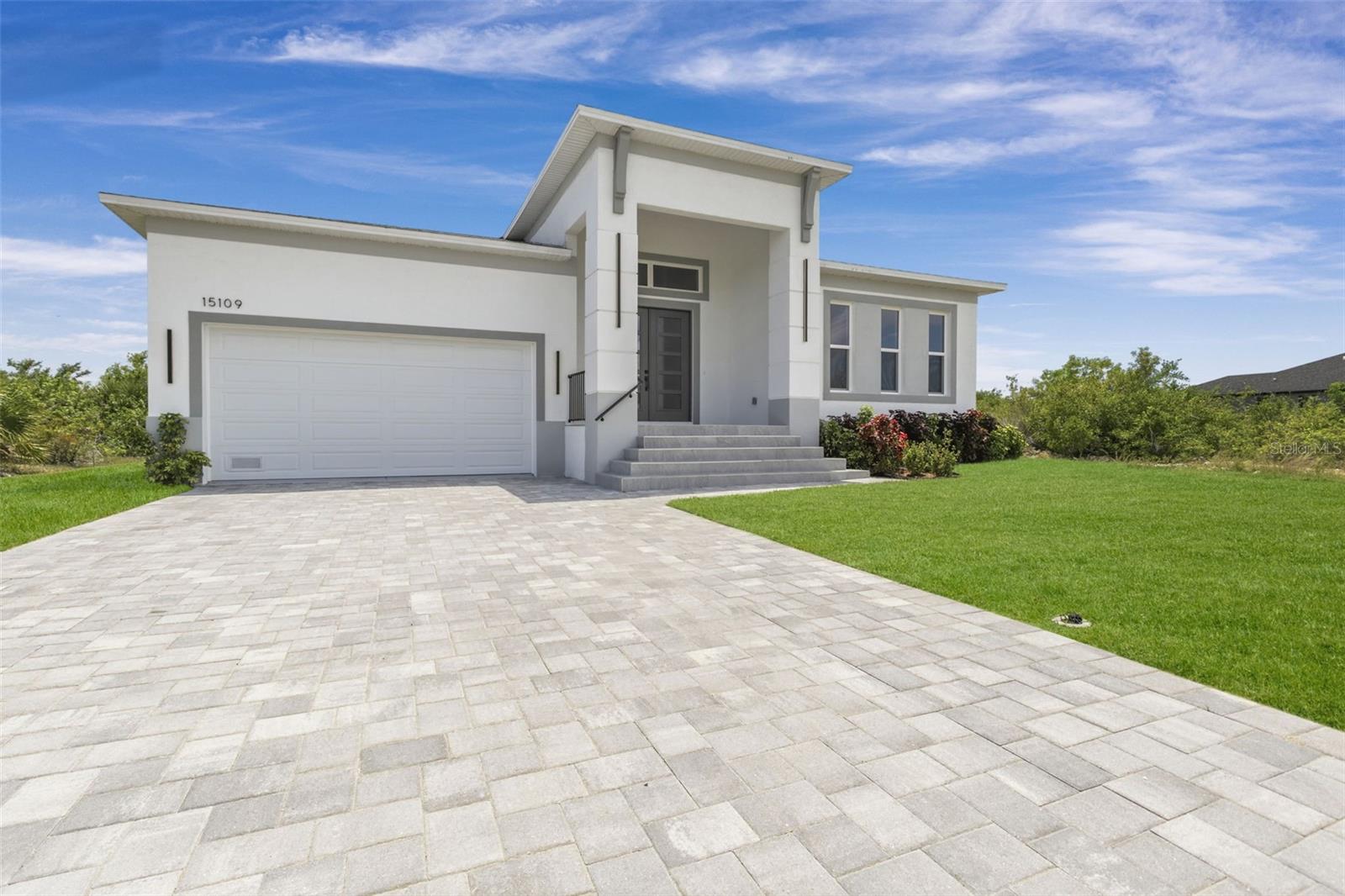 15109 Aquarius Cir, Port Charlotte, FL 33981
