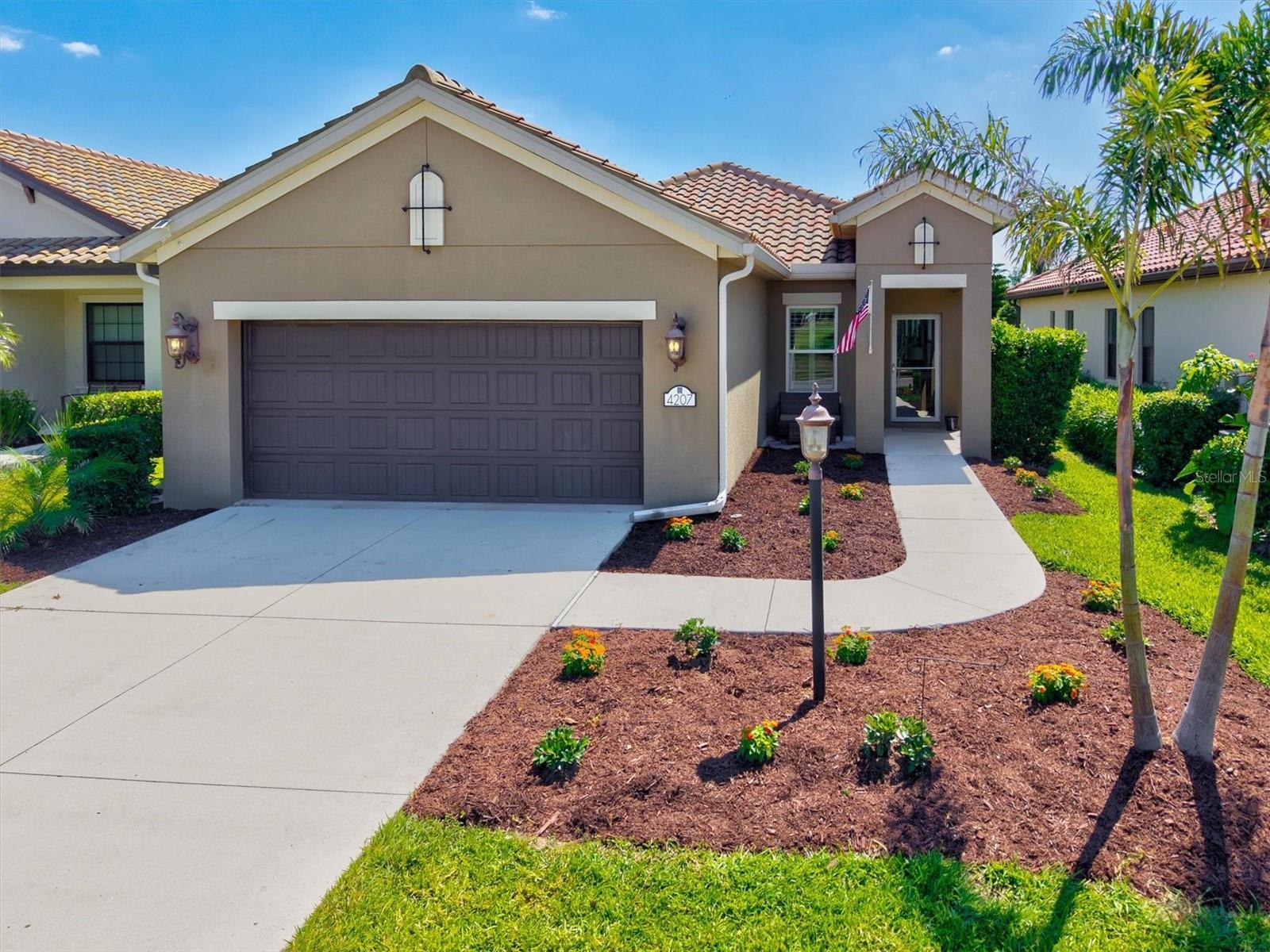 4207 Azurite Way, Bradenton, FL 34211