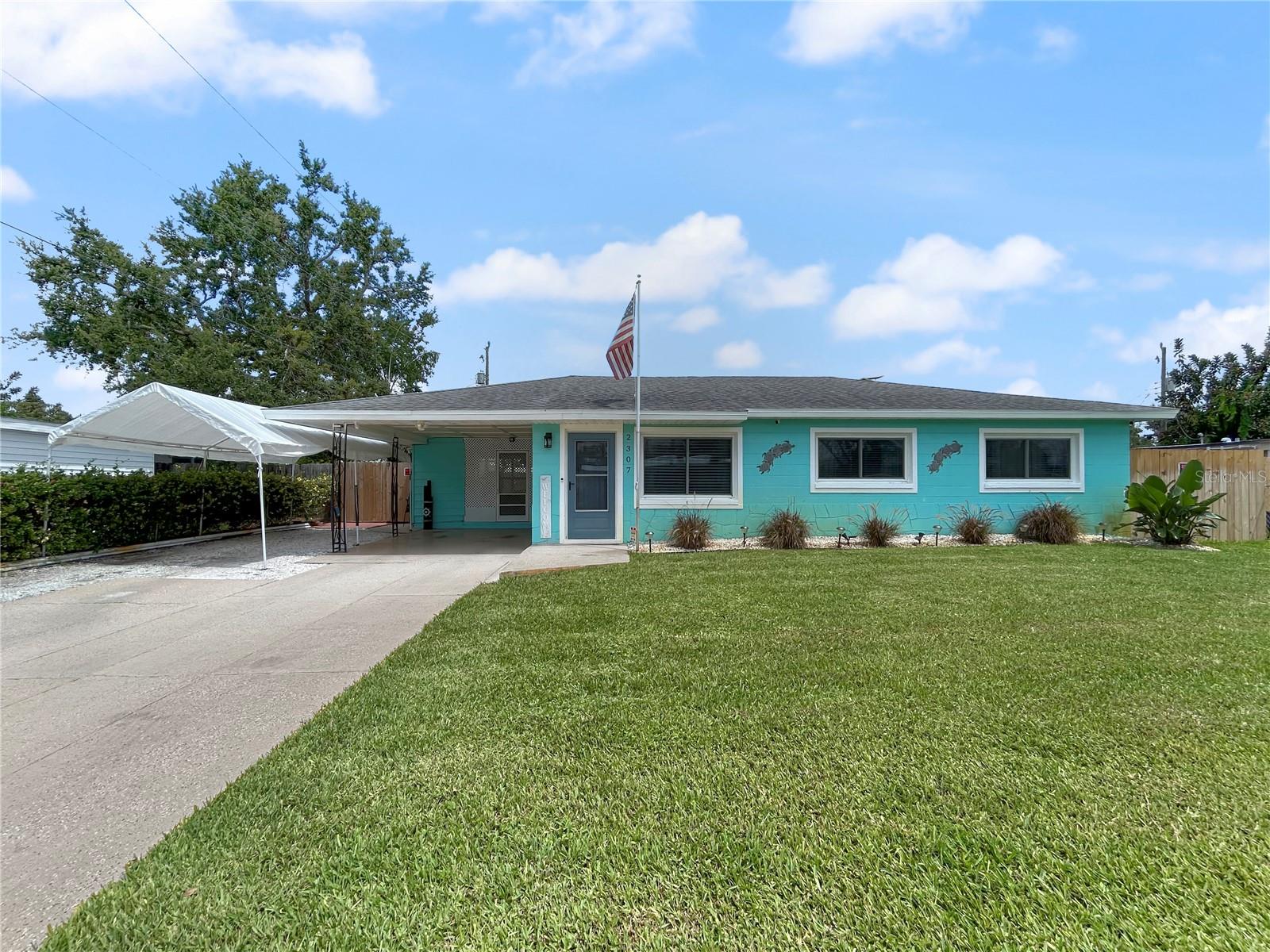 2307 Emory Ave, Bradenton, FL 34207
