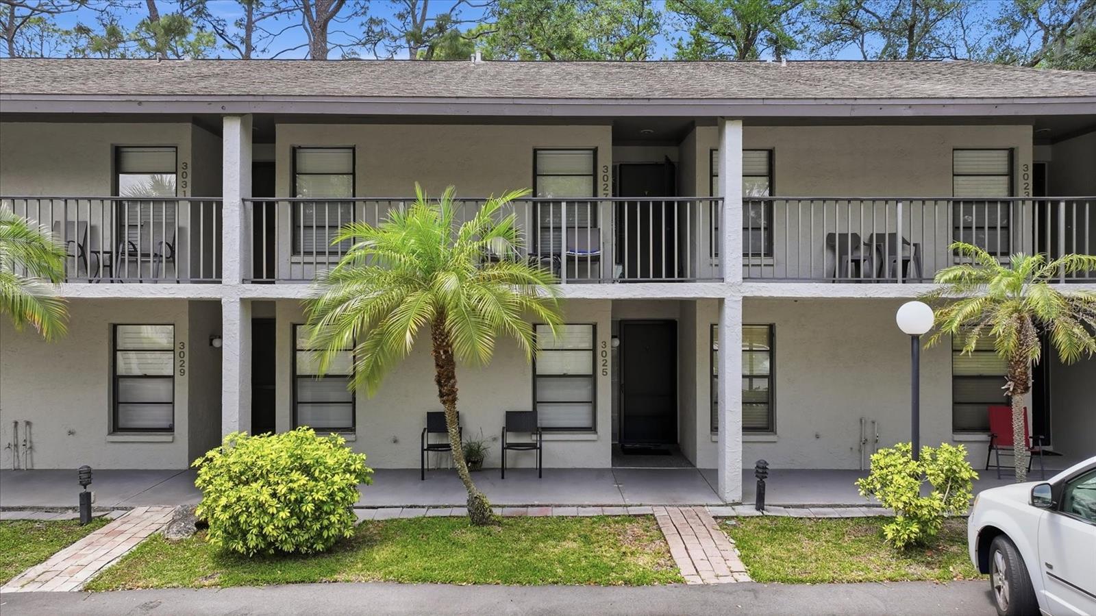 3025 Quail Holw #17, Sarasota, FL 34235
