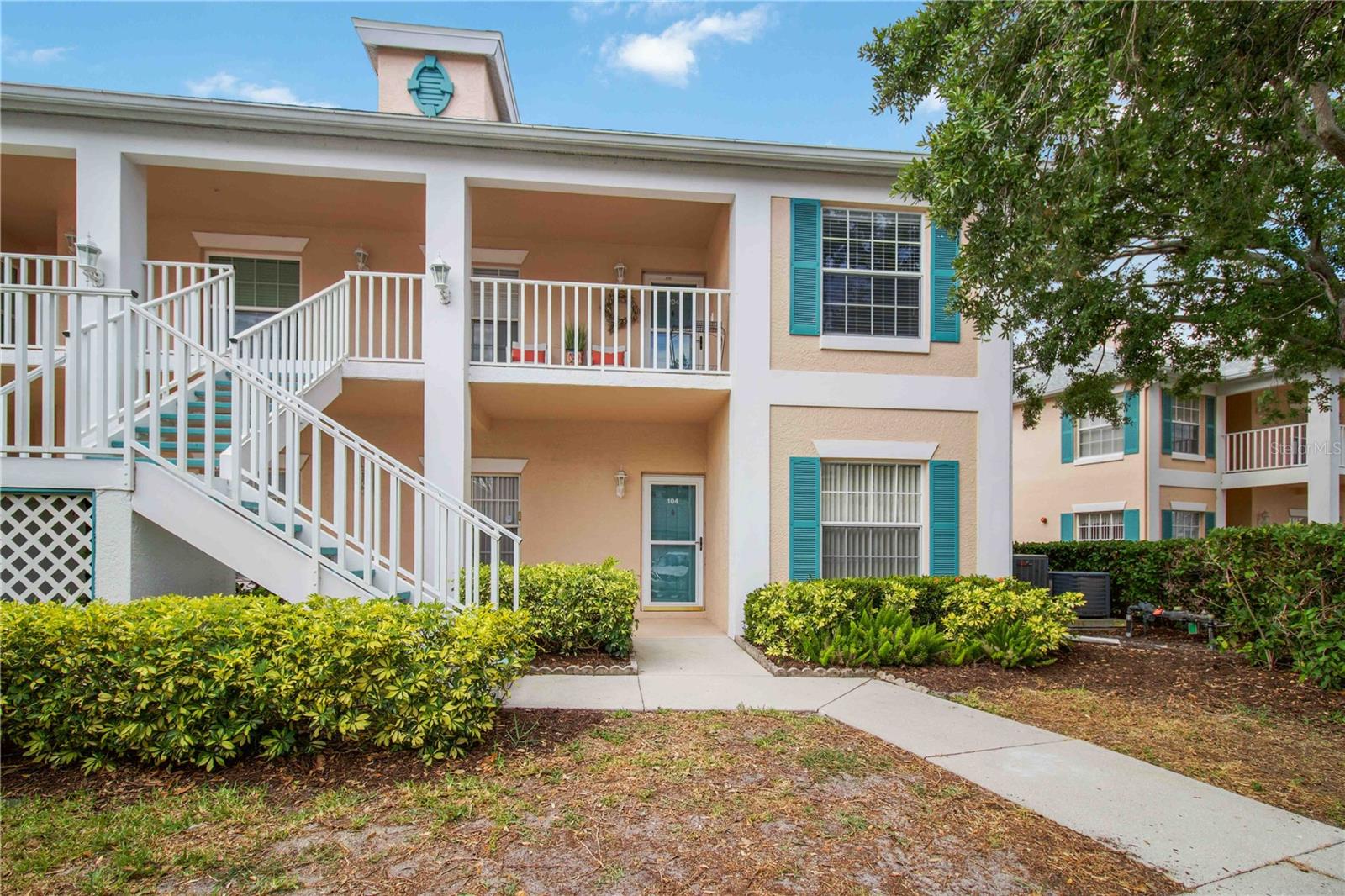 4211 Caddie Dr E #204, Bradenton, FL 34203