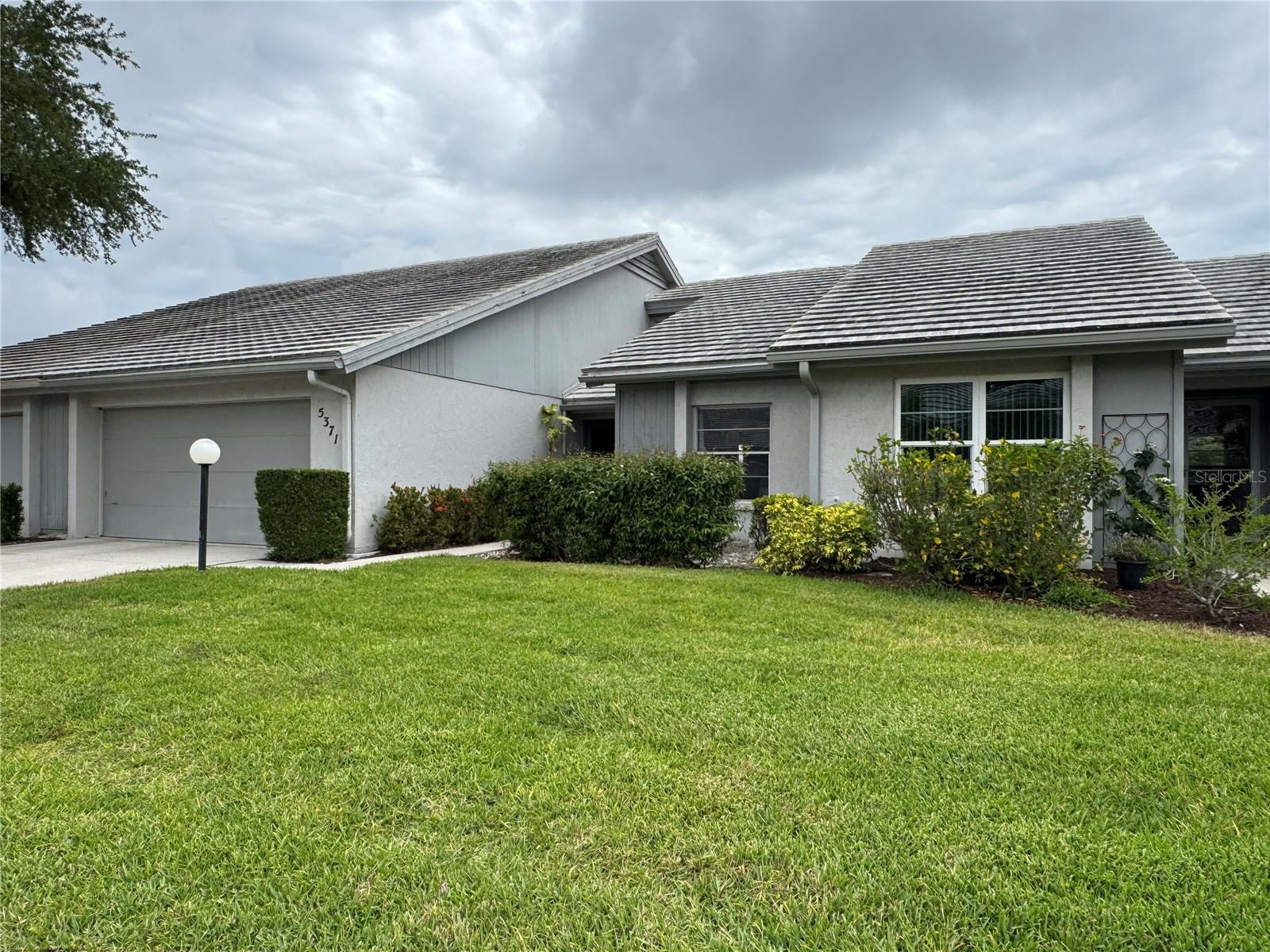 5371 Crestlake Blvd #68, Sarasota, FL 34233