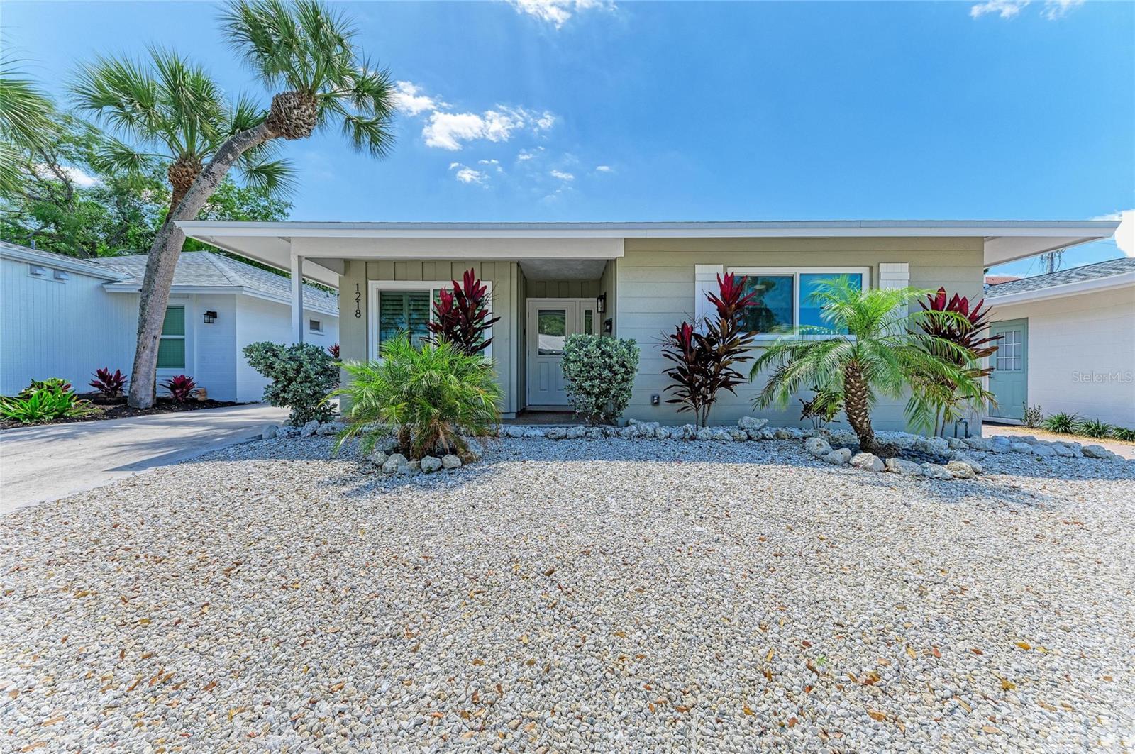 1218 Moonmist Cir #S2, Sarasota, FL 34242